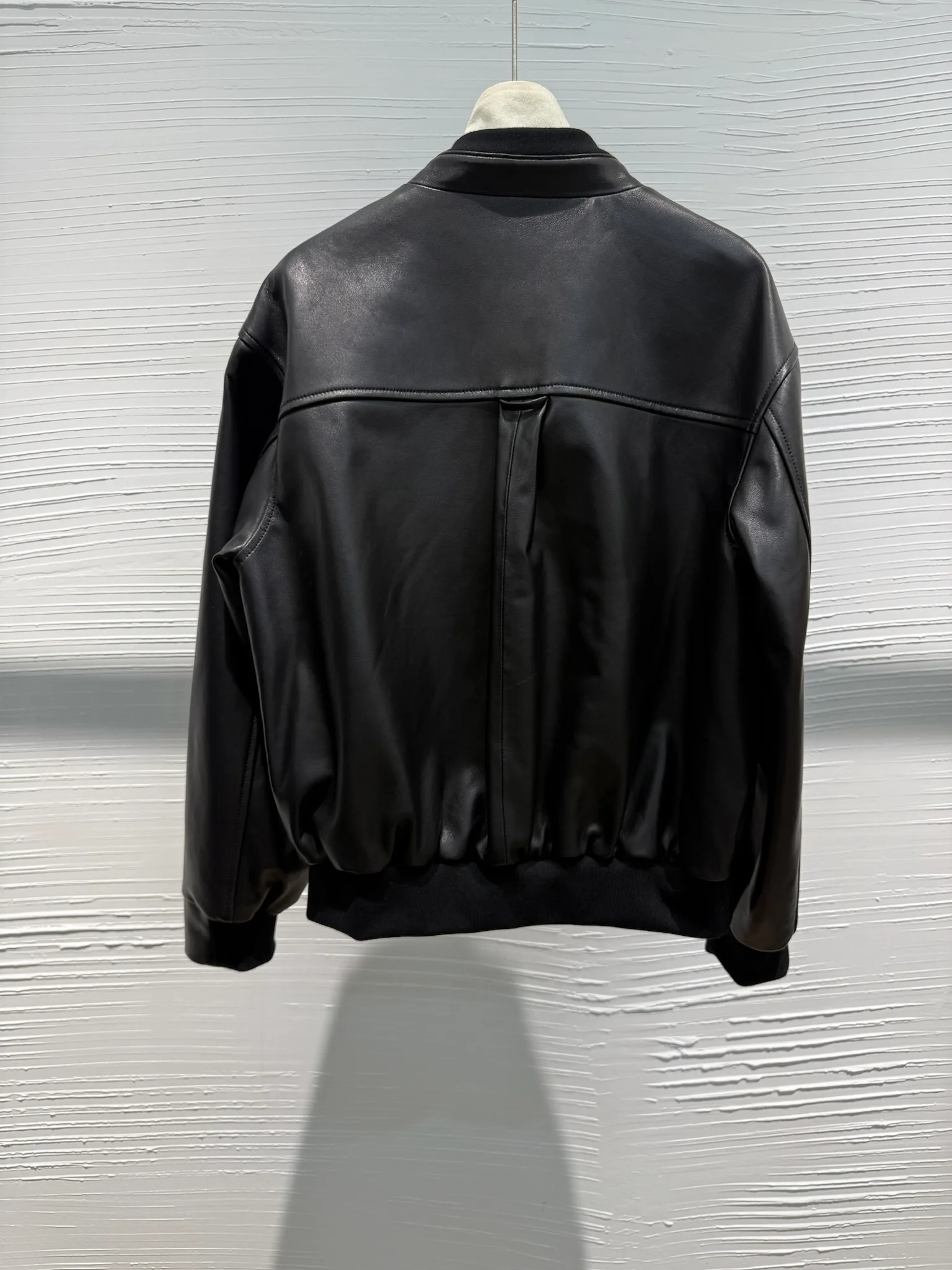 Кожаные Куртки И Дублёнки Женские The Row 11686189