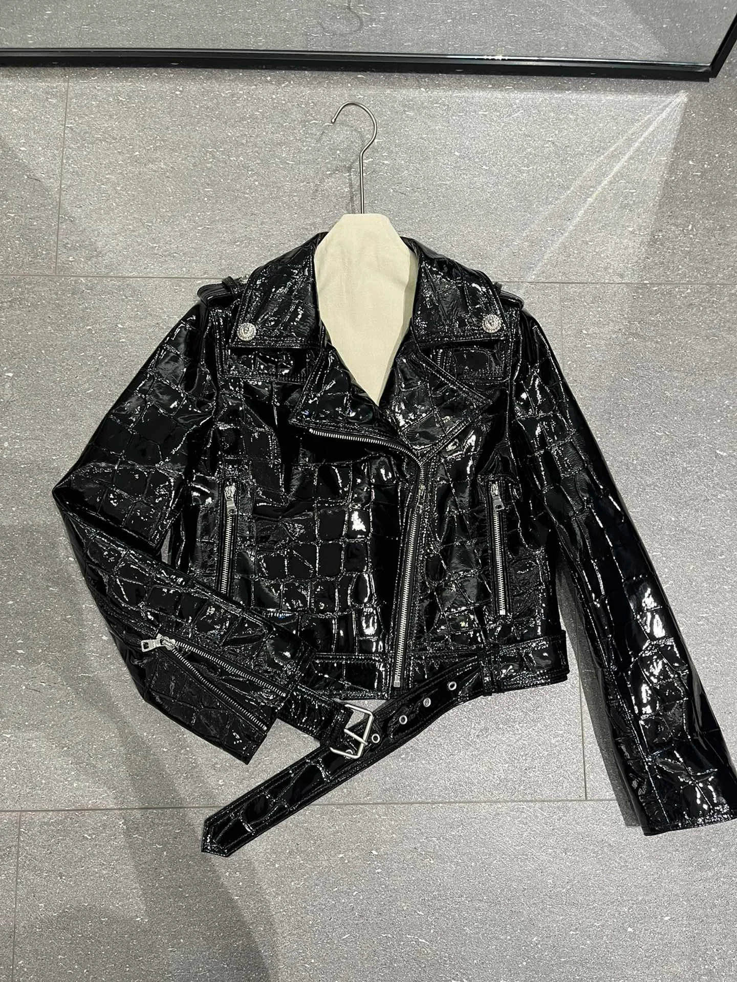 Кожаные Куртки И Дублёнки Женские Balmain 10088579