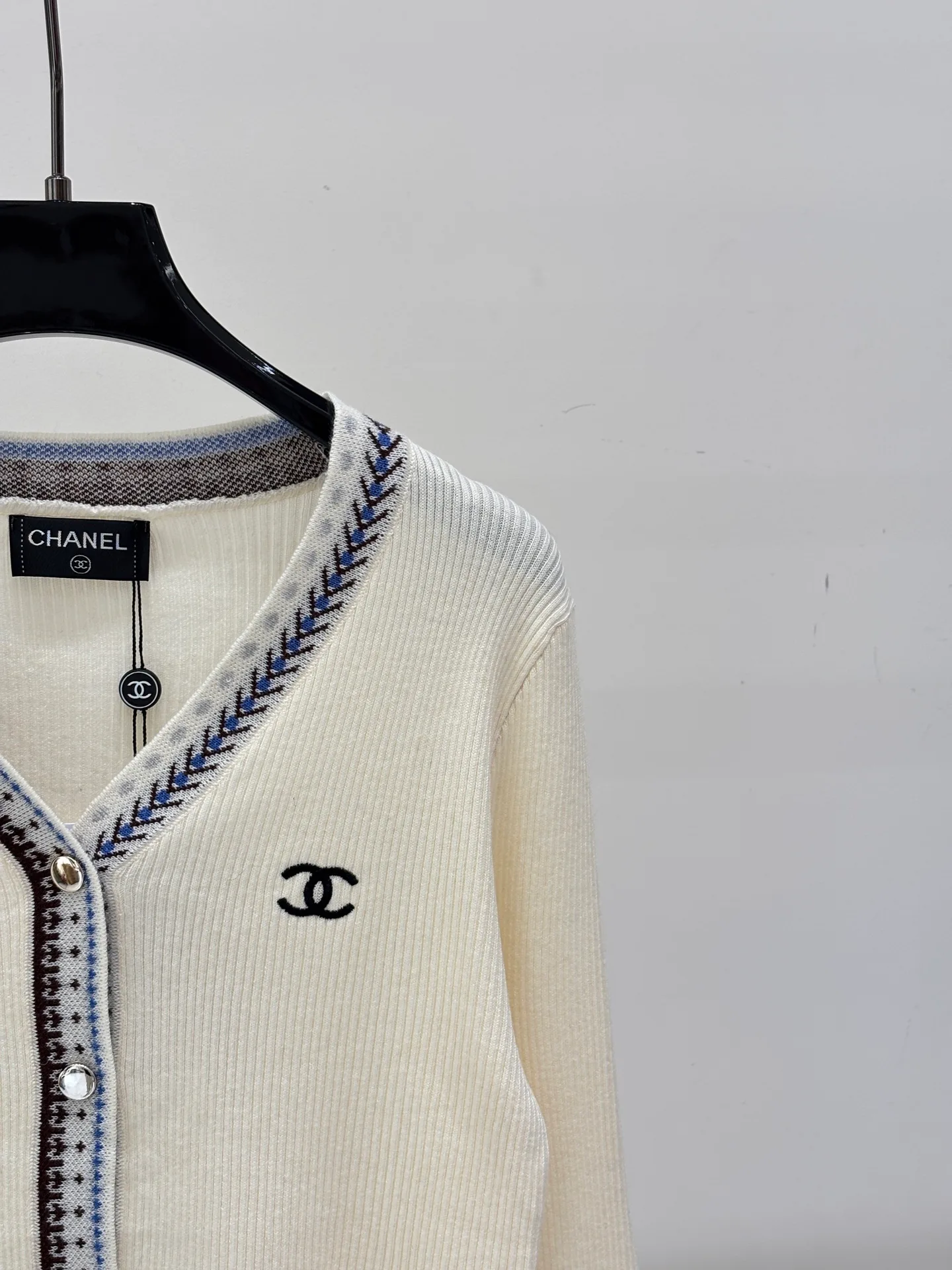 Джемперы И Свитеры Женские Chanel 18180405