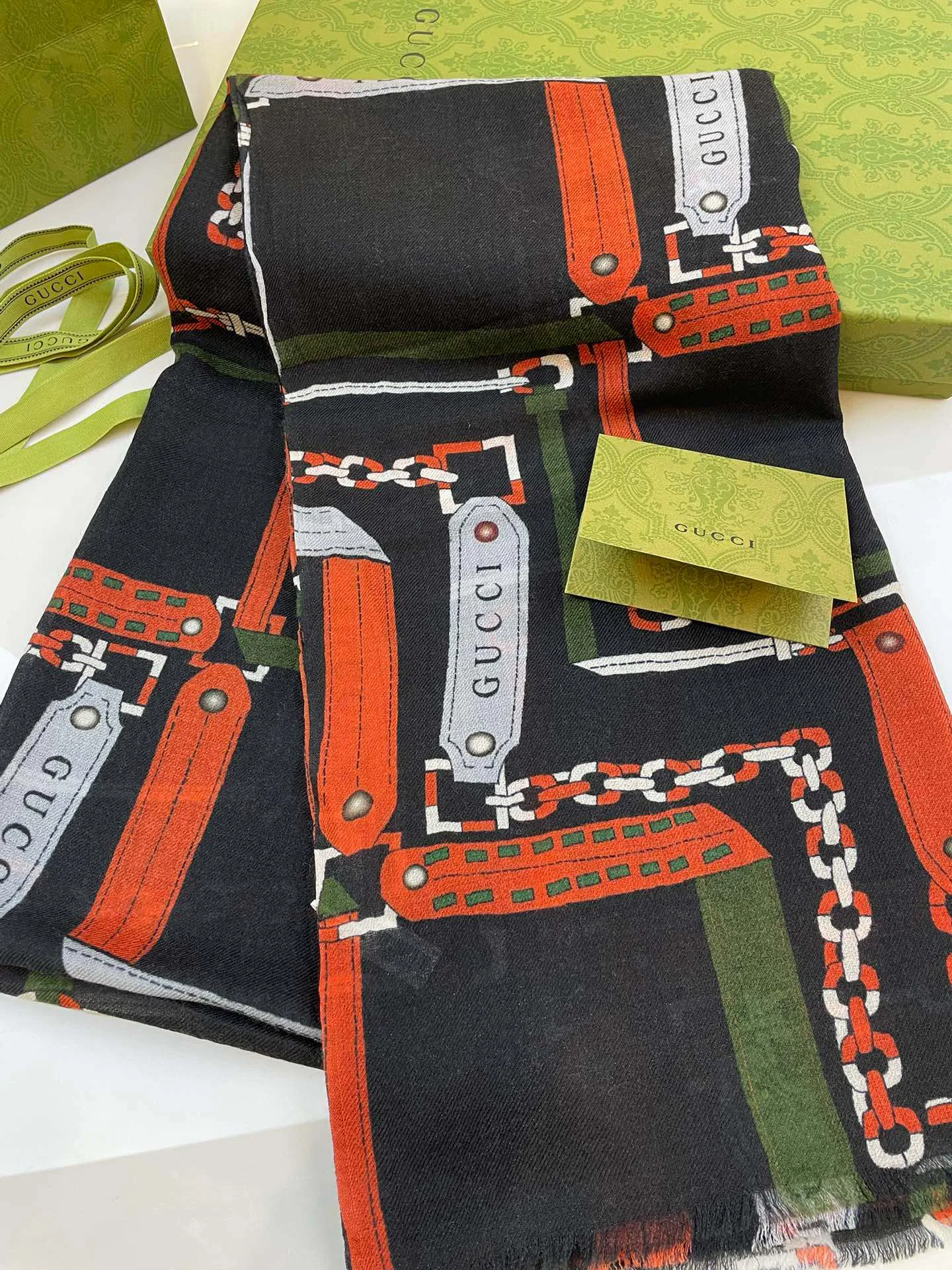 Шарфы Gucci 159120