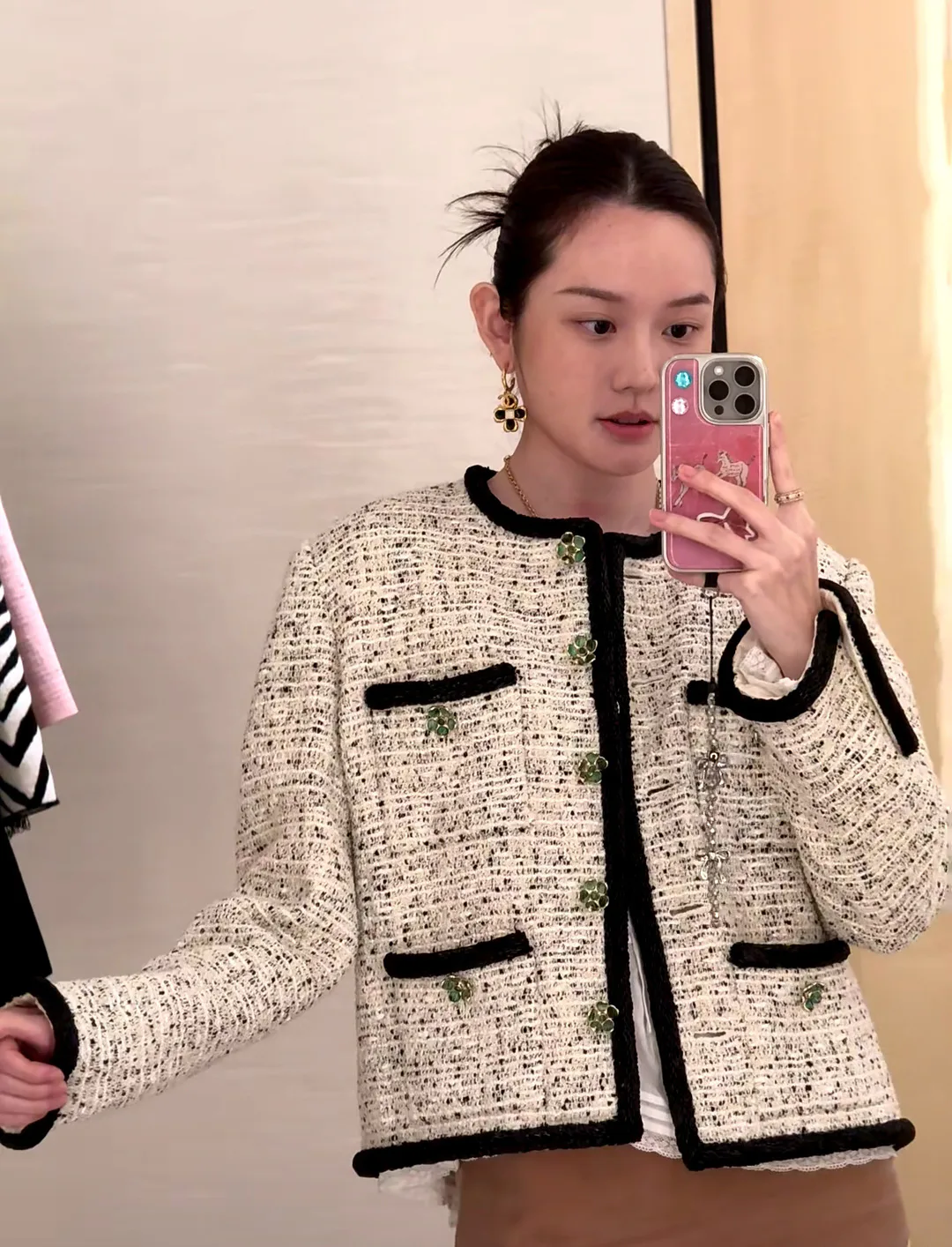 Жакеты Женские Chanel 18120237