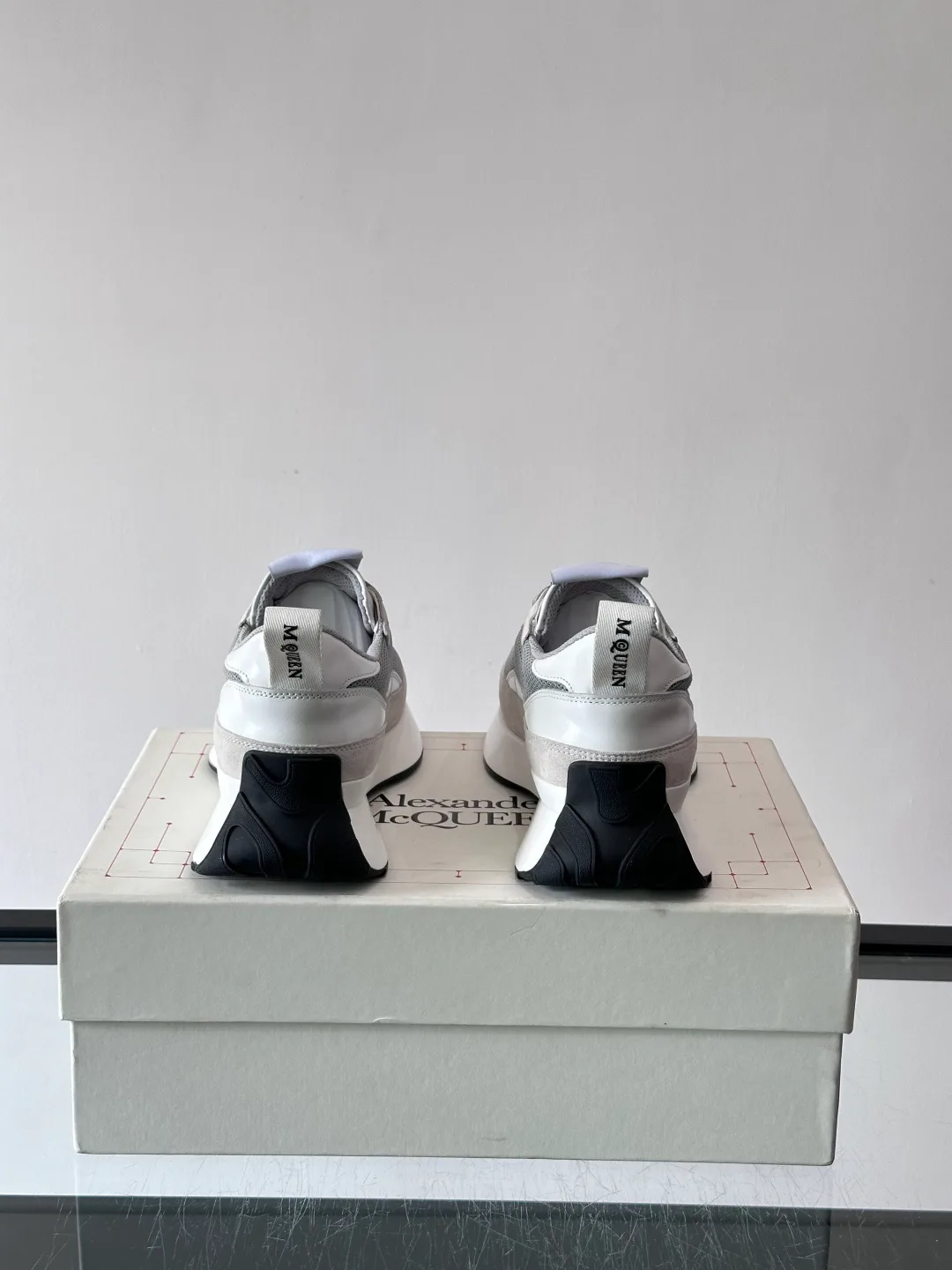 Кроссовки Женские Alexander Mcqueen 11228465