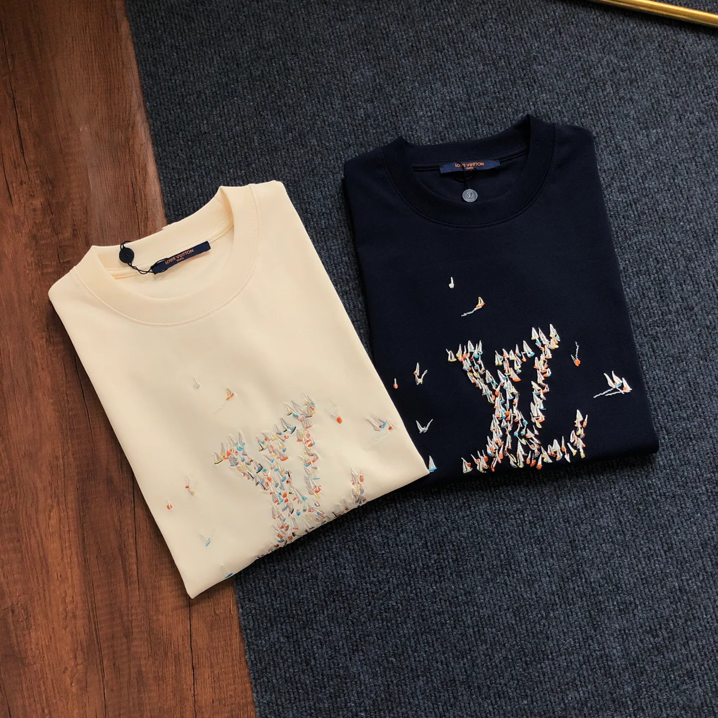 Футболки Женские Louis Vuitton 10542497