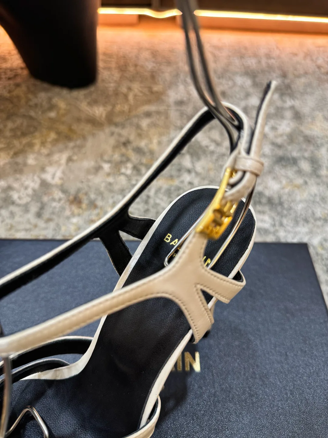 Босоножки Женские Balmain 9499295