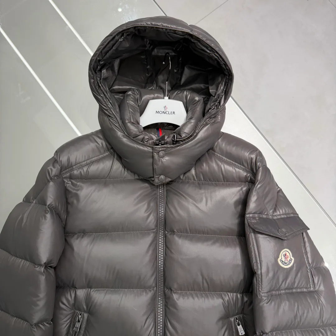 Куртки И Пуховики Мужские Moncler 17917624