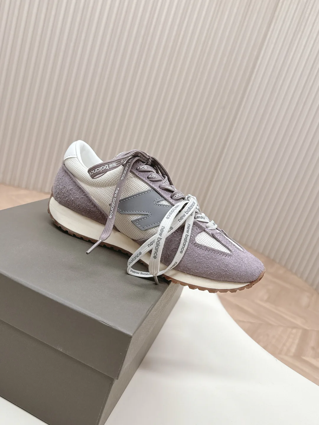 Кроссовки Женские New Balance 30688