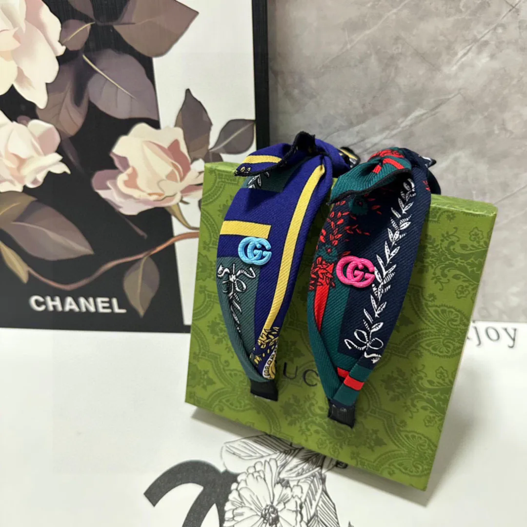 Головные Уборы Gucci 11469216