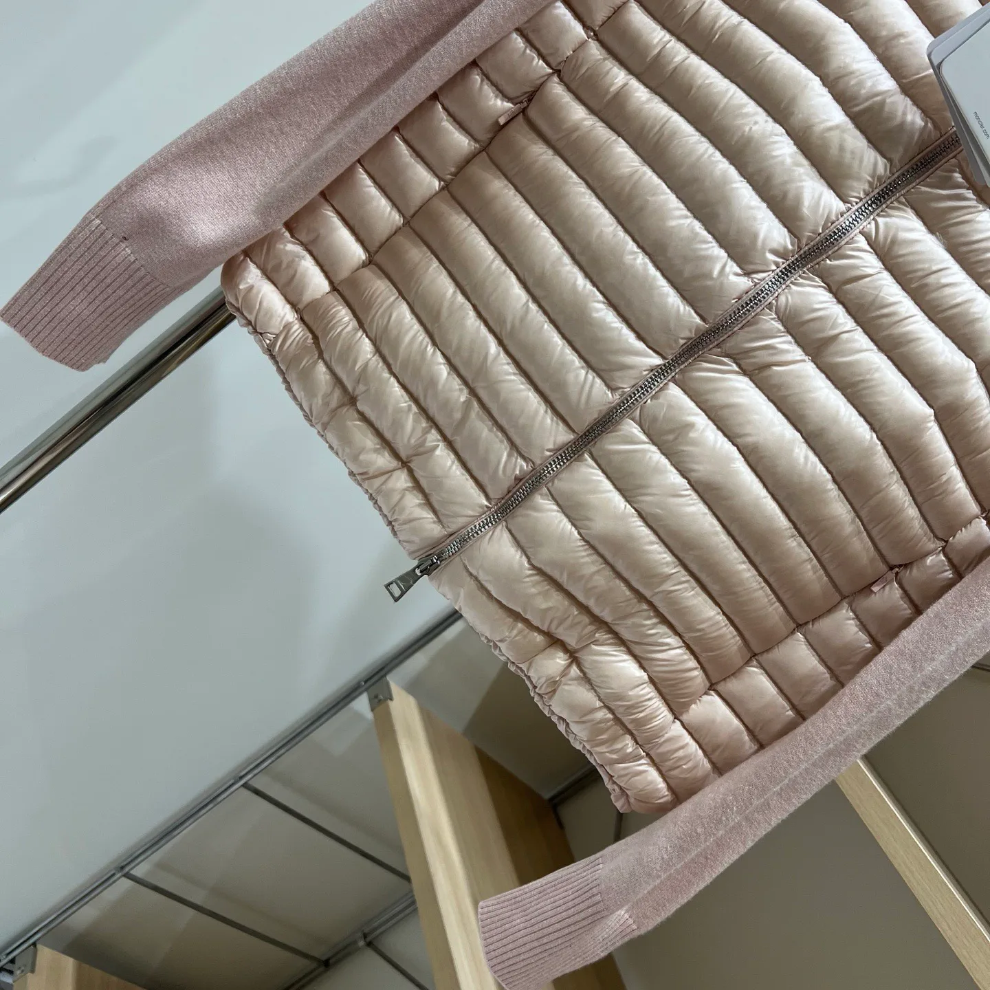 Куртки И Пуховики Женские Moncler 18043622