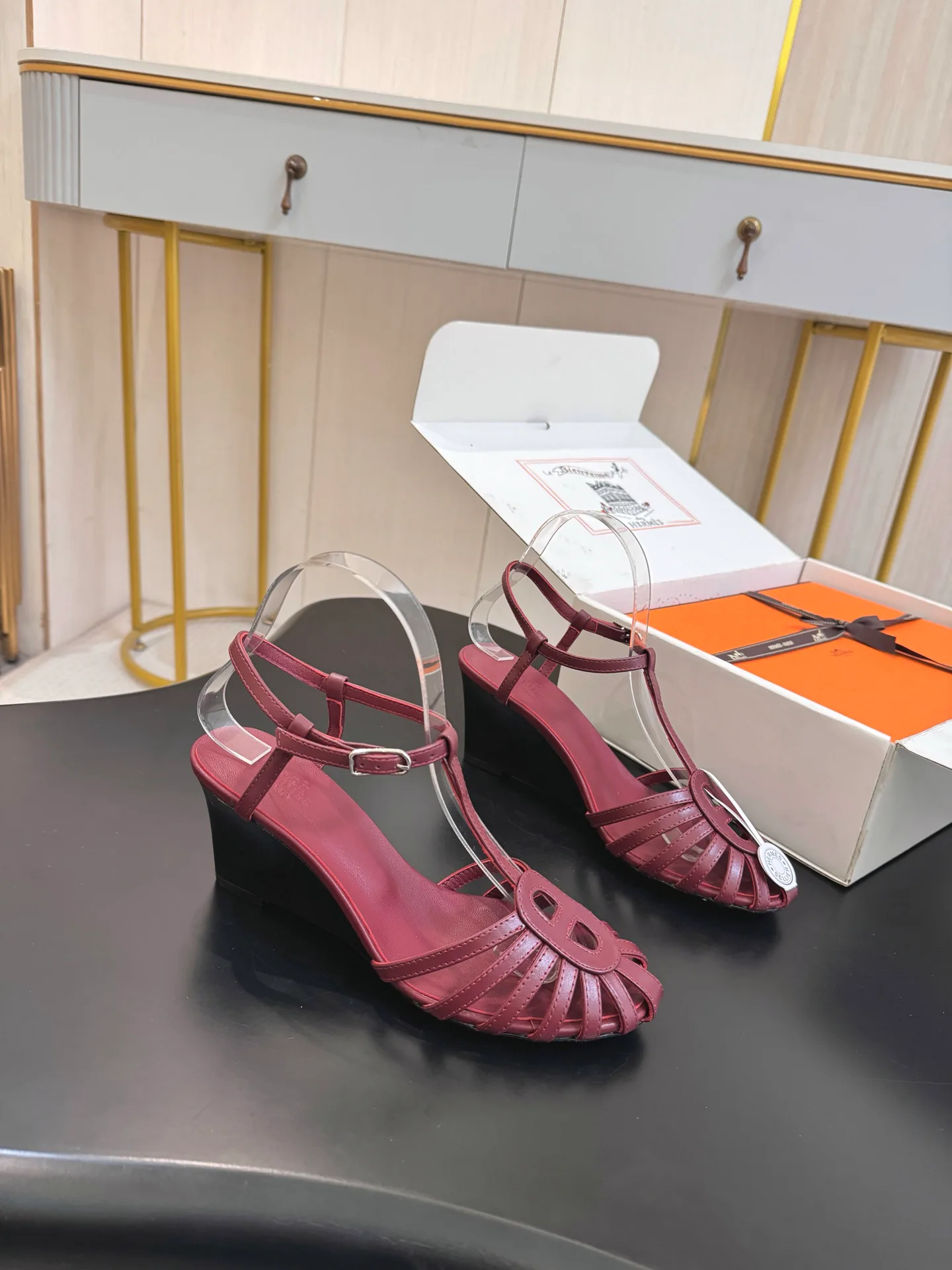 Босоножки Женские Hermes 17617902