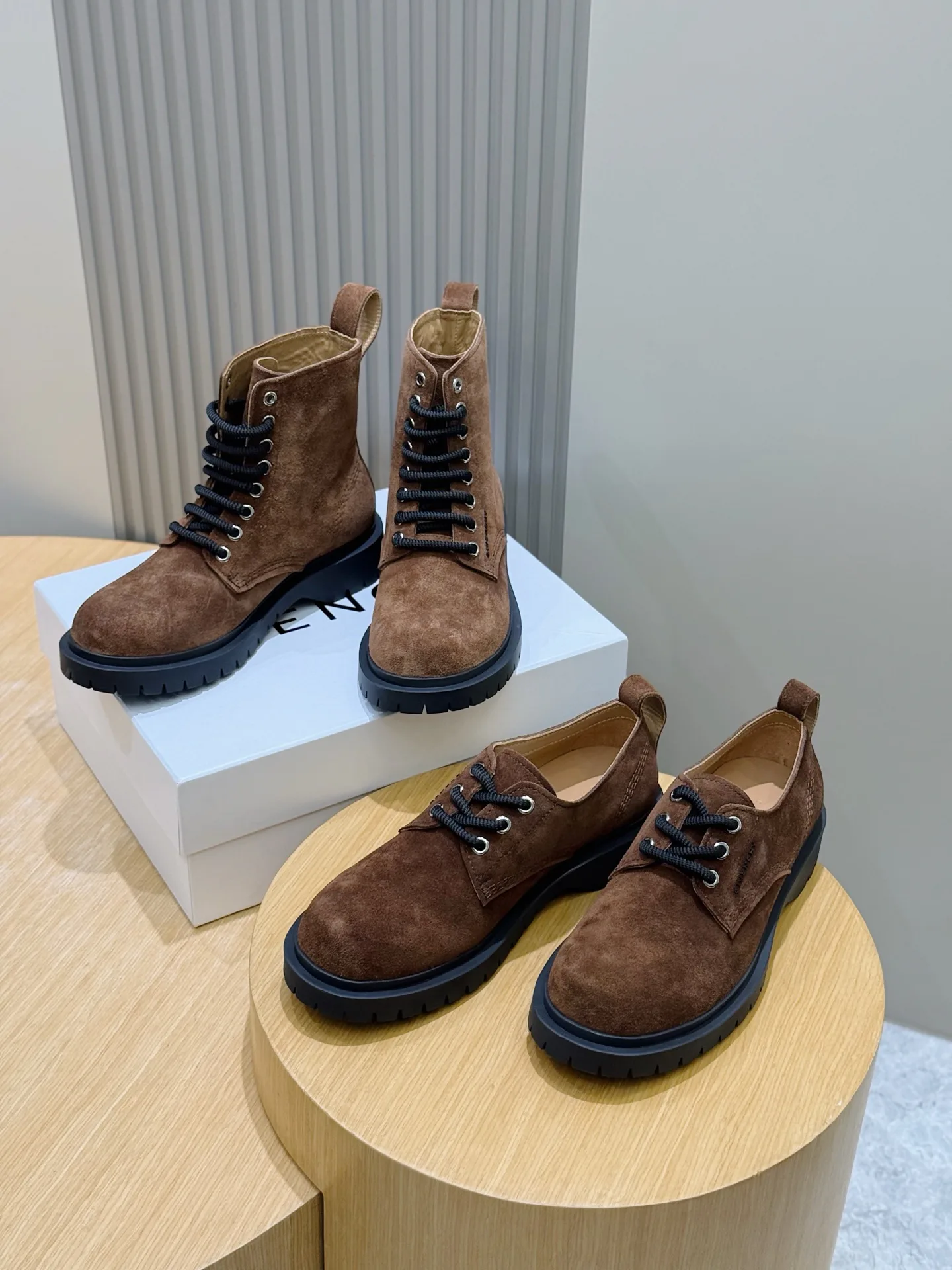 Ботинки Мужские Givenchy 631039