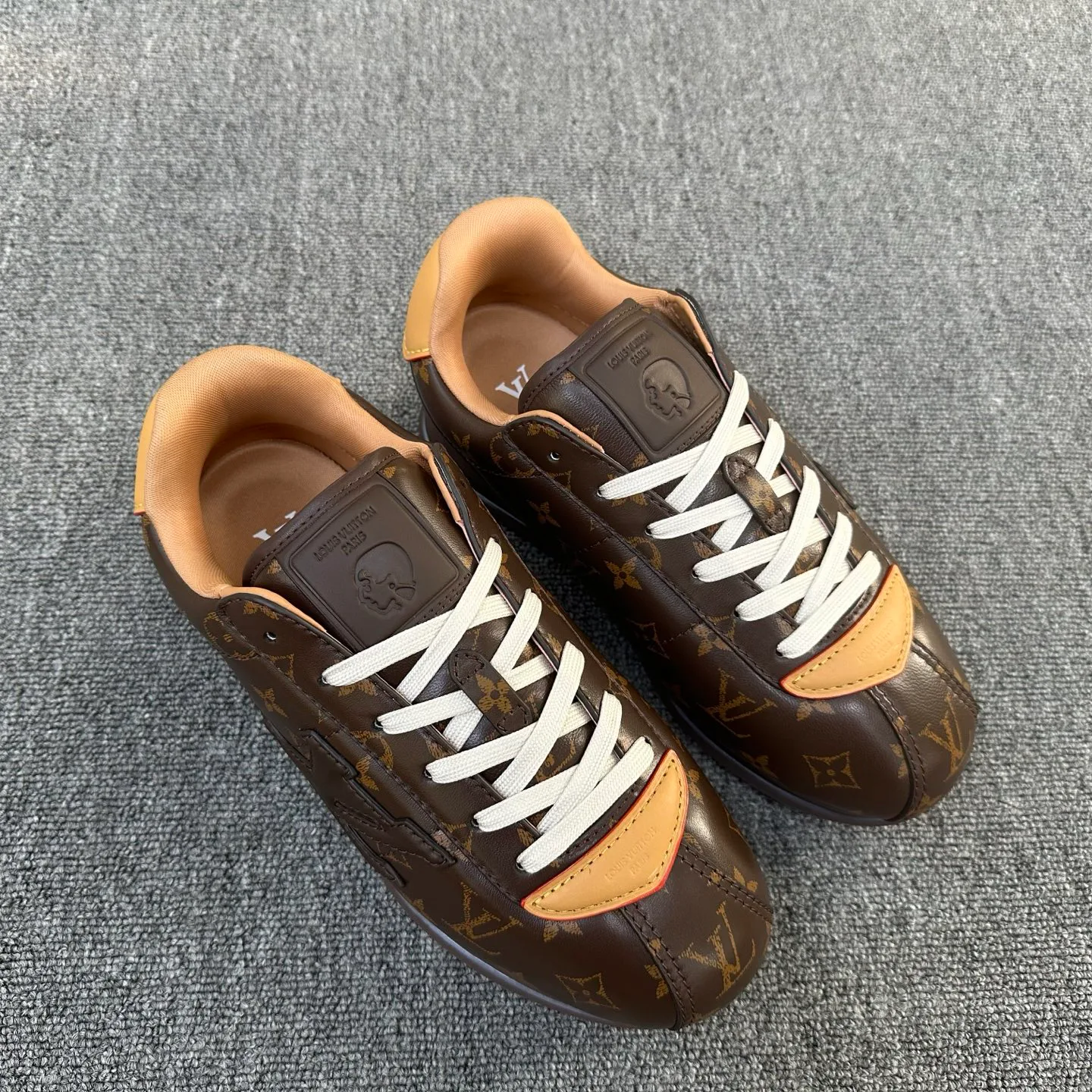 Кроссовки Мужские Louis Vuitton 1389999