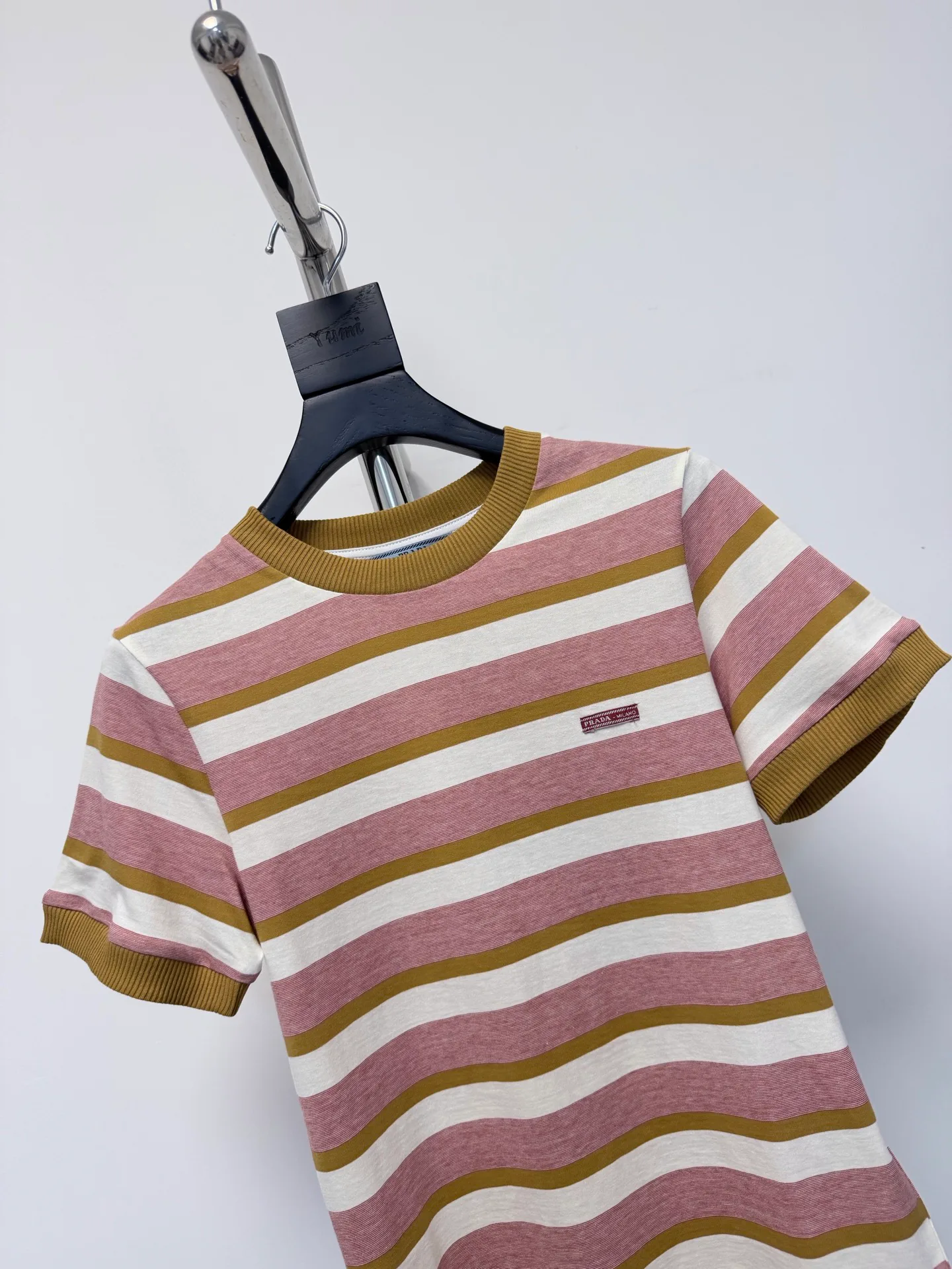 Футболки Женские Prada 11546604
