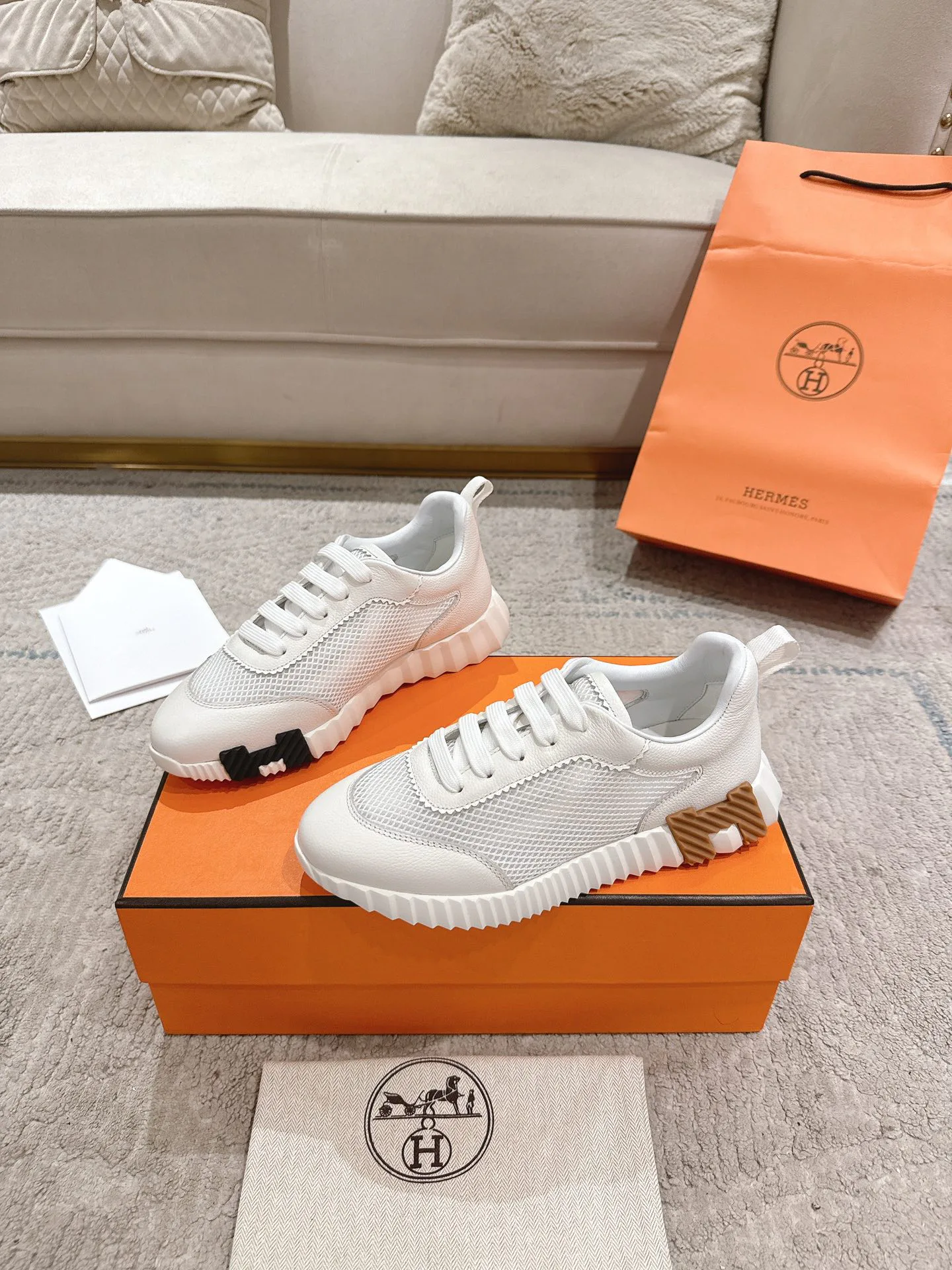 Кроссовки Женские Hermes 11738680