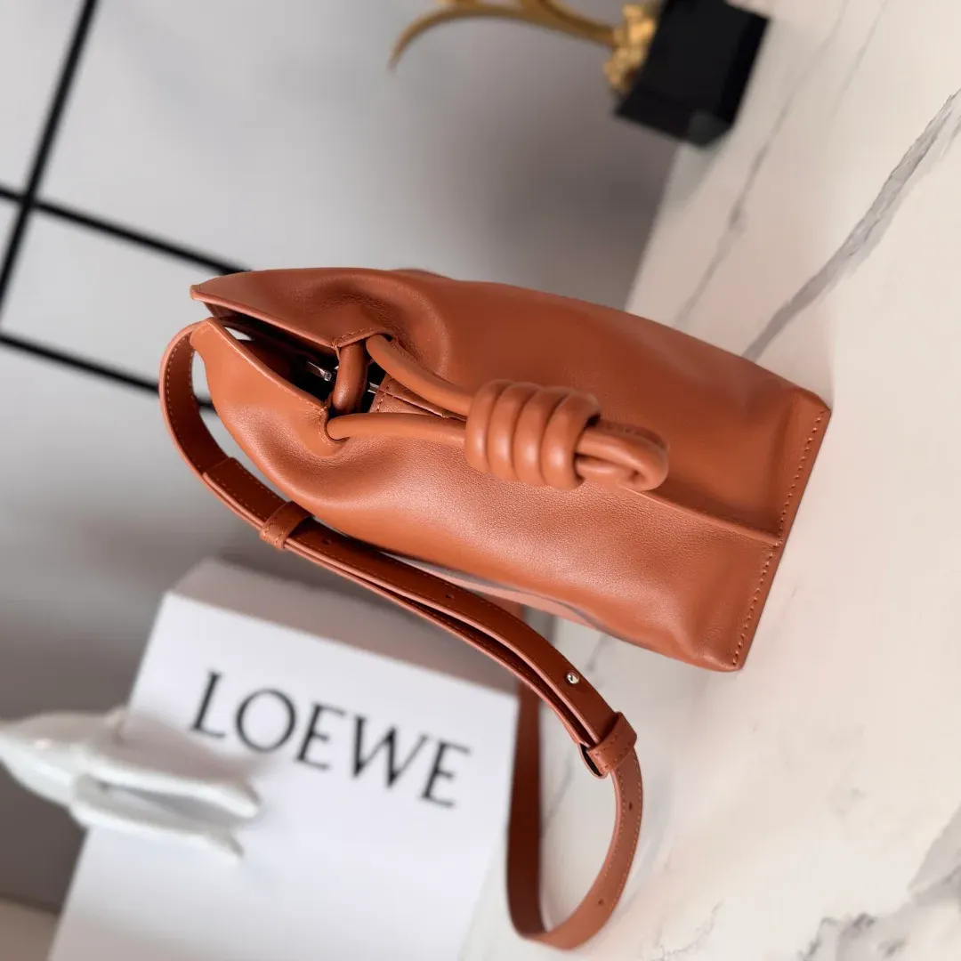 Сумки На Ремне Женские Loewe 690467
