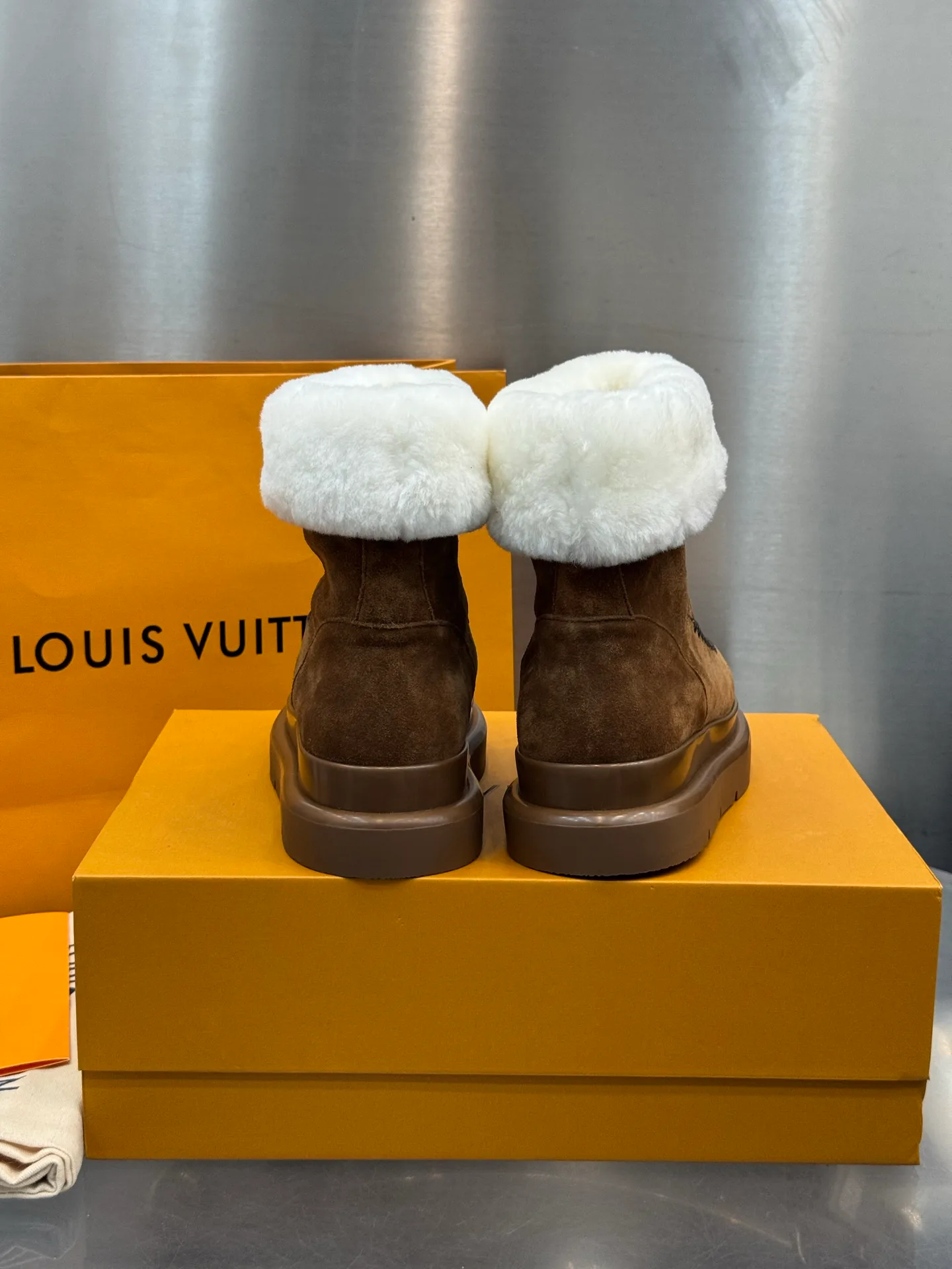 Угги Женские Louis Vuitton 18202485