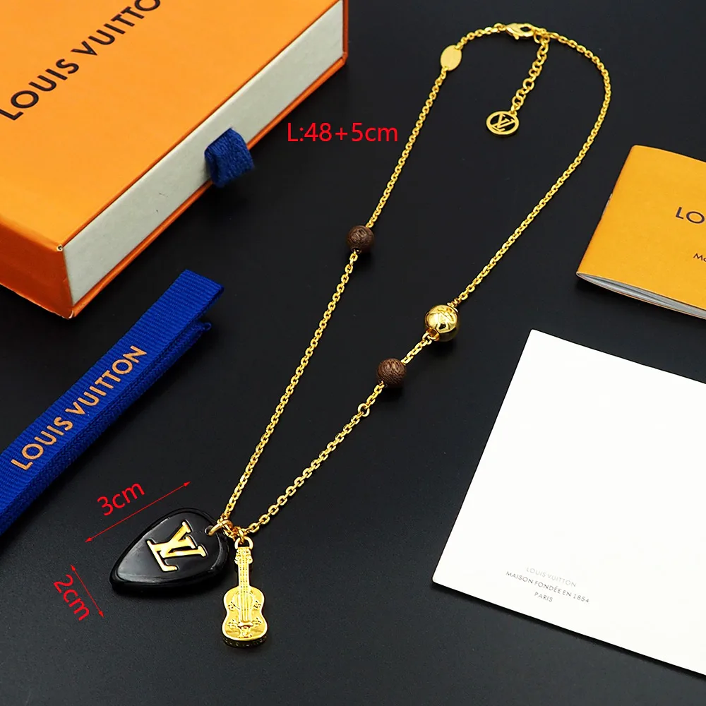Бижутерия Louis Vuitton 17922655