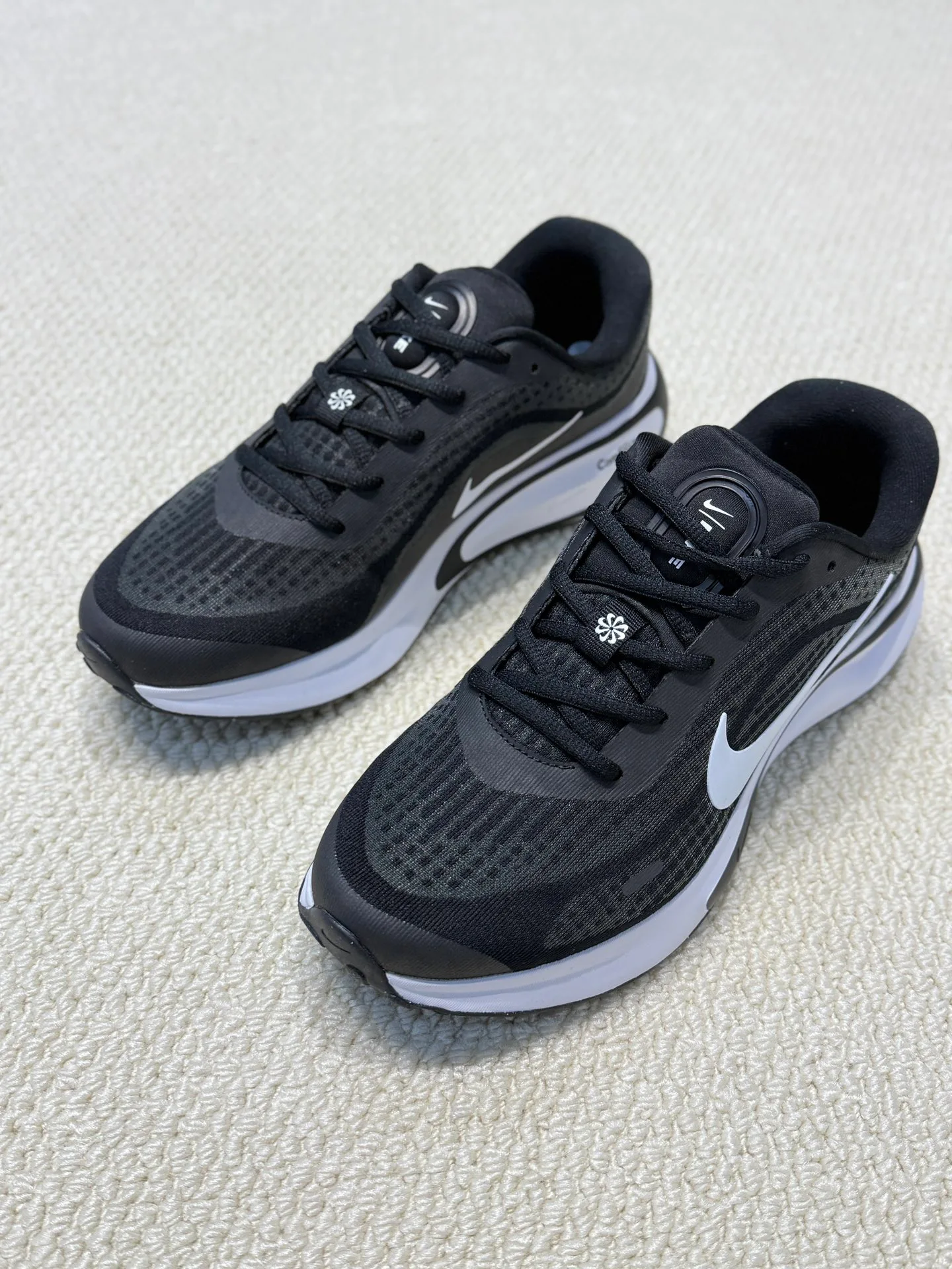 Кроссовки Женские Nike 3898