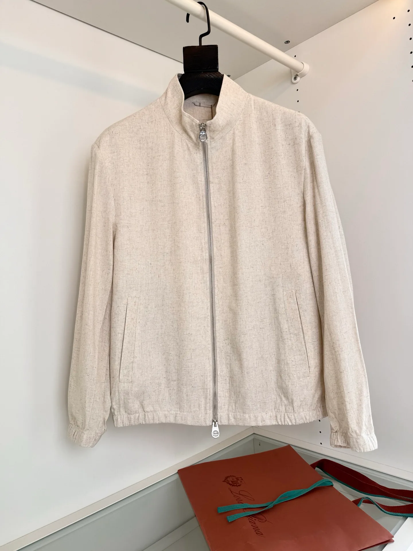 Куртки И Пуховики Мужские Loro Piana 18244529