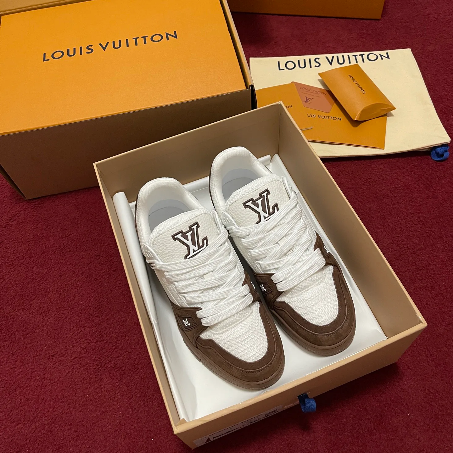 Кроссовки Женские Louis Vuitton 245670