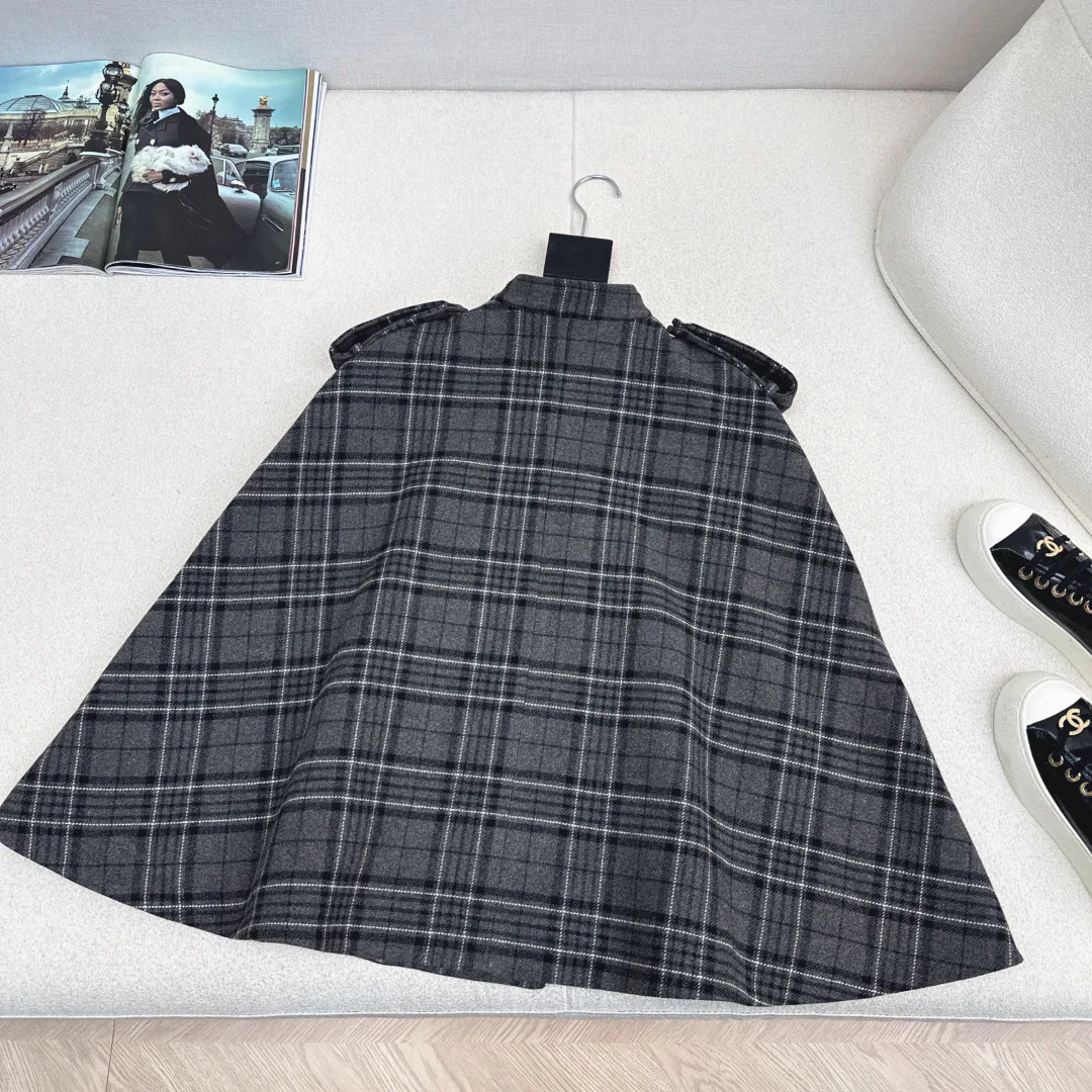 Куртки И Пуховики Женские Burberry 502150