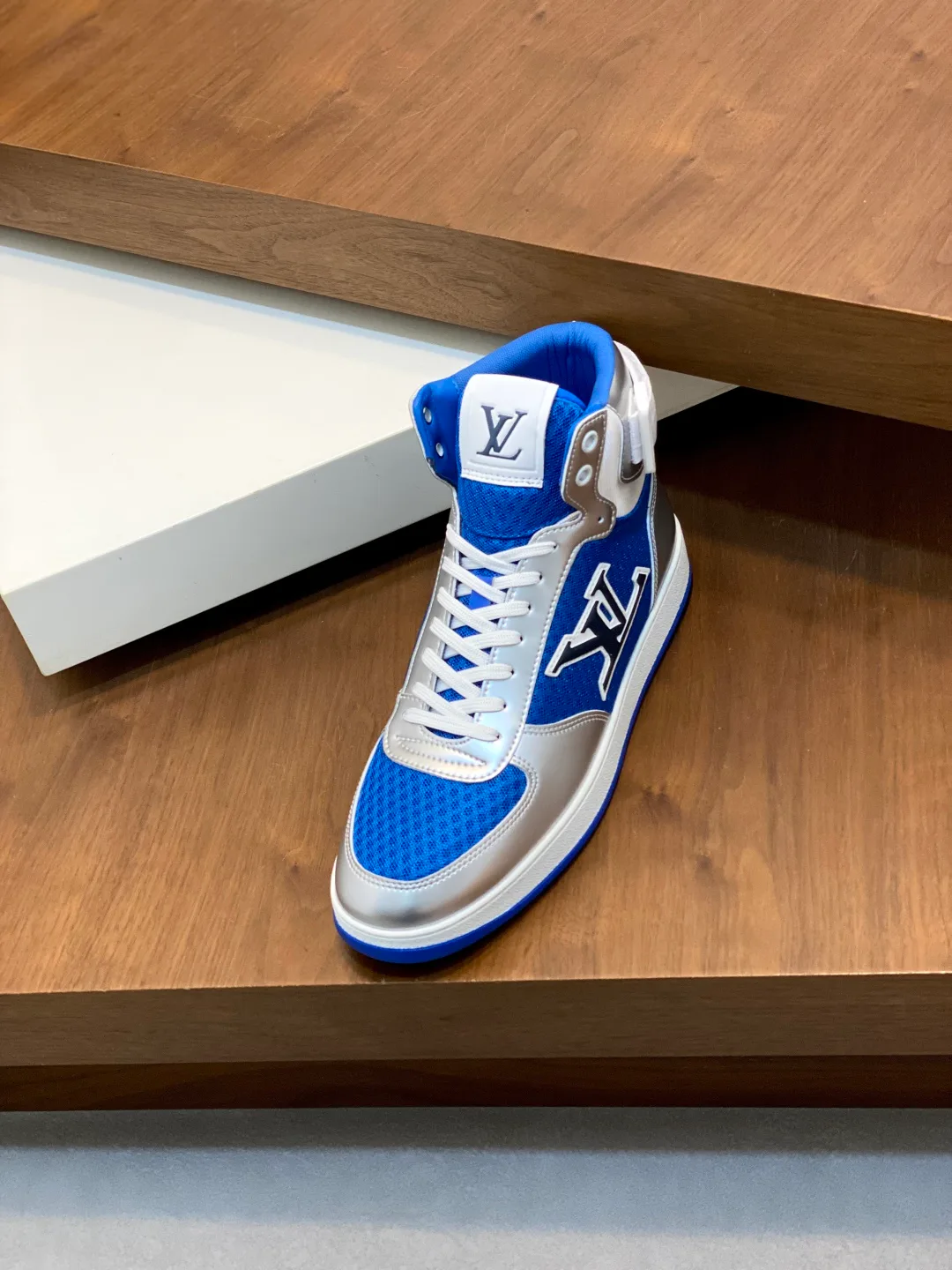 Сникерсы Мужские Louis Vuitton 58174