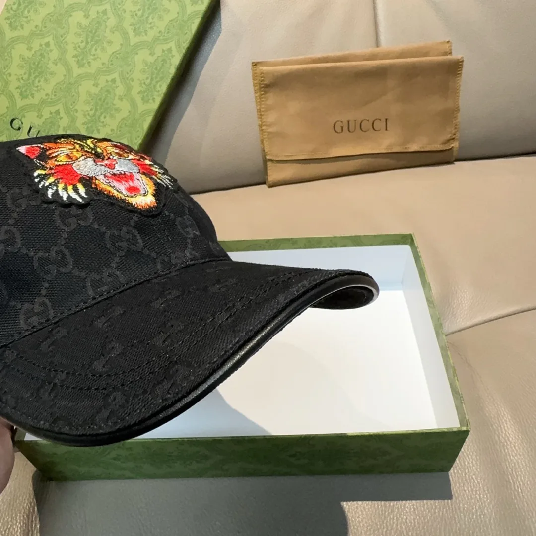 Головные Уборы Gucci 17604812
