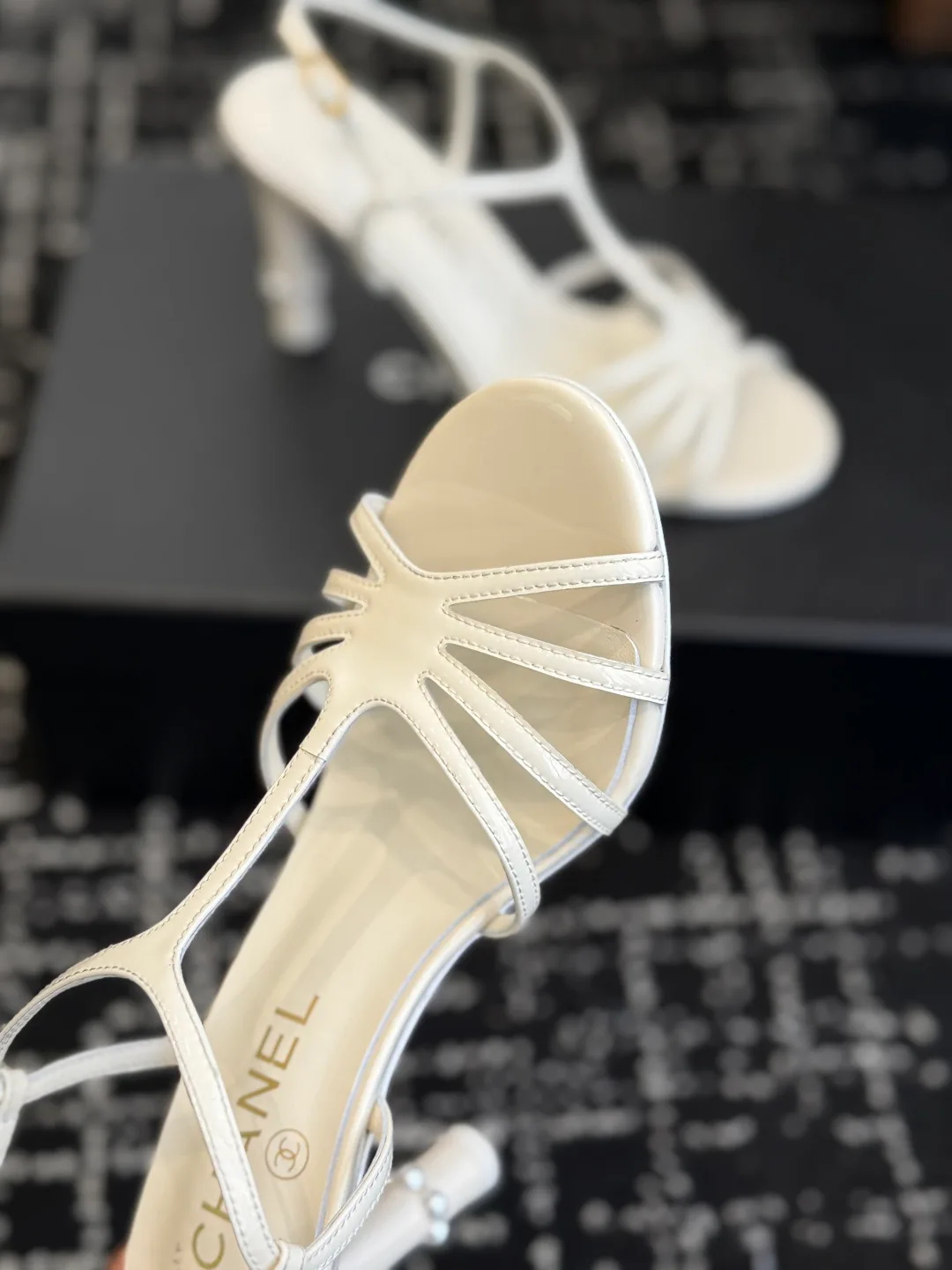 Босоножки Женские Chanel 11306092