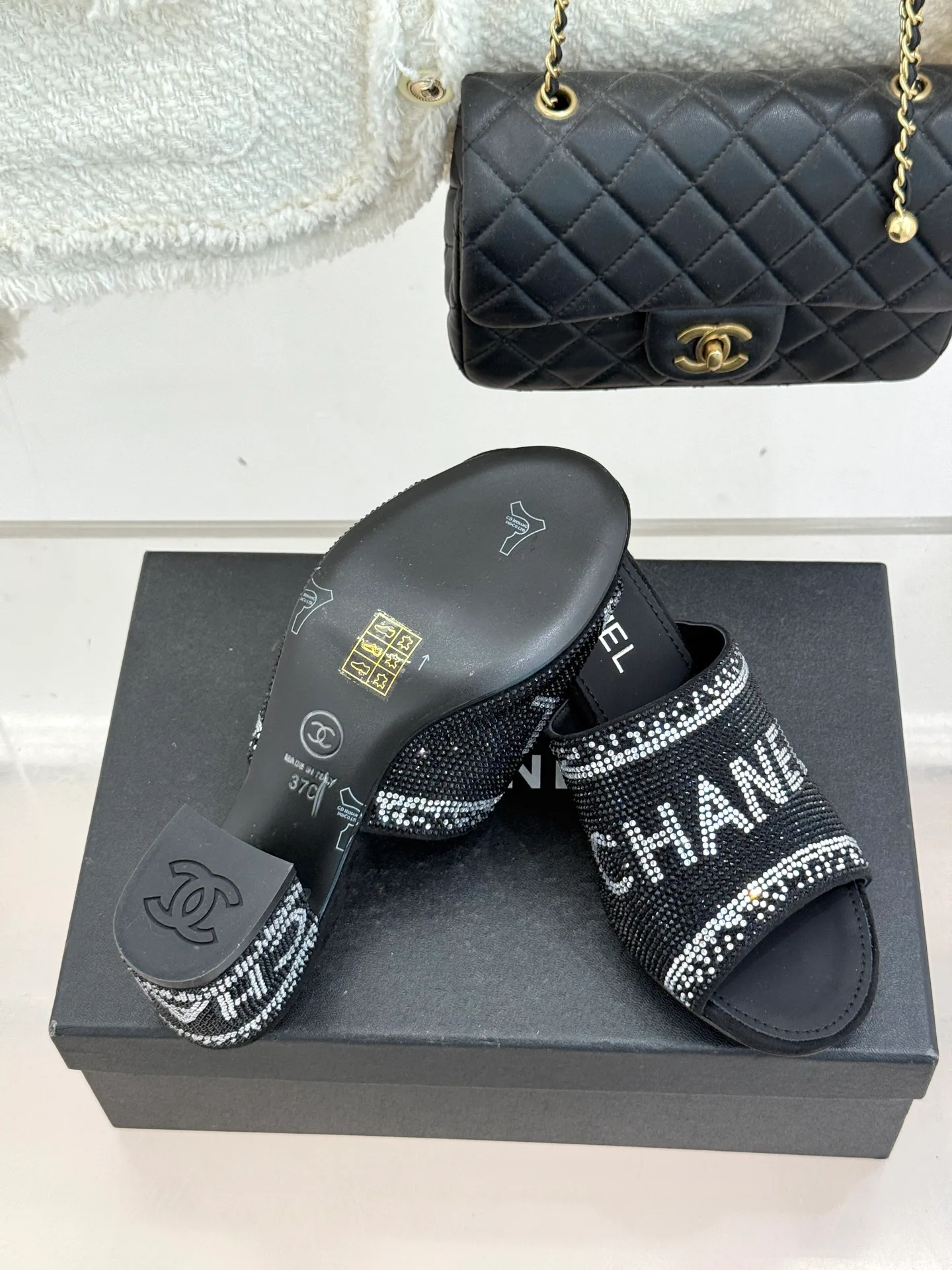 Шлепанцы Женские Chanel 9499385