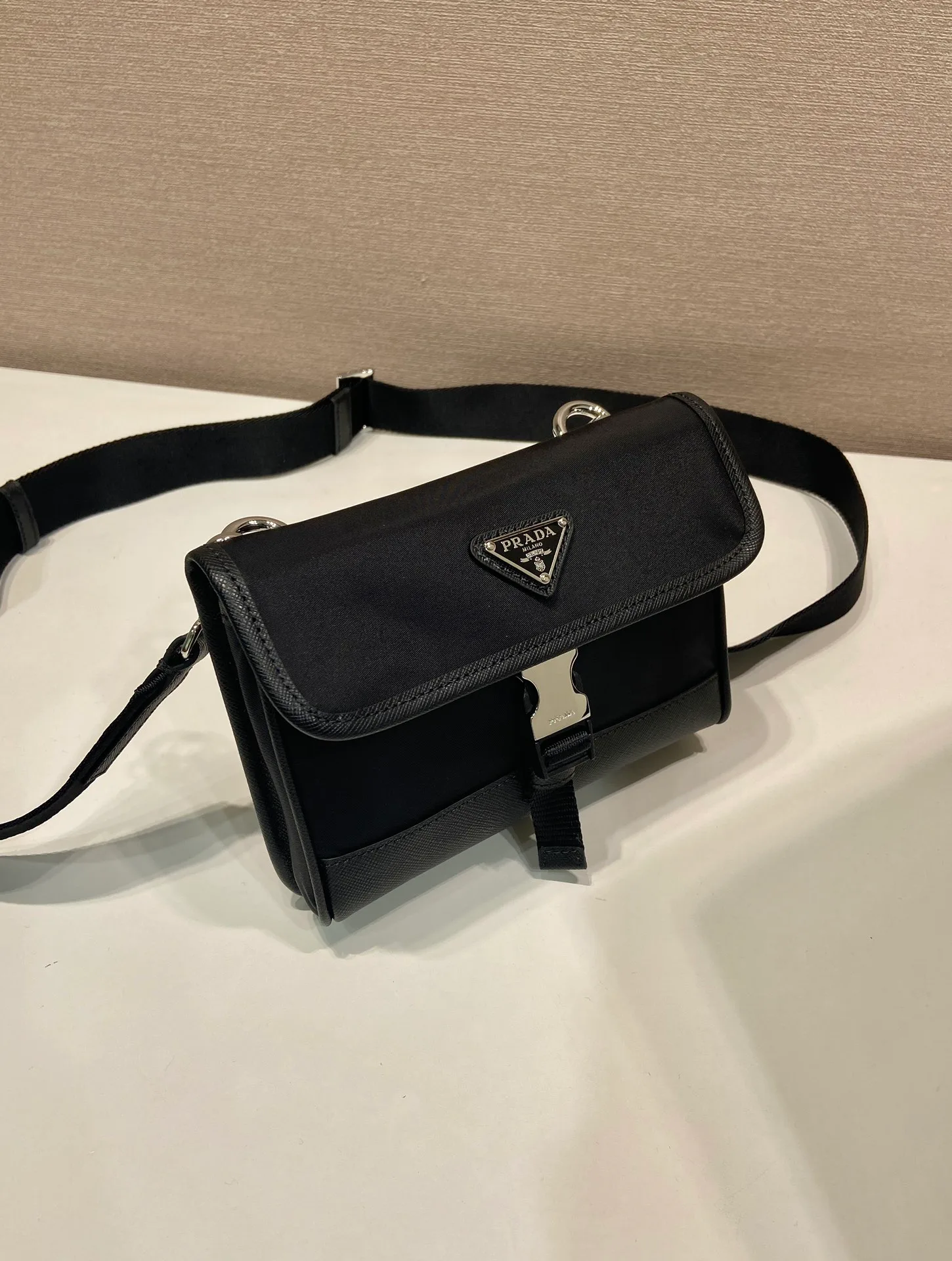 Сумки На Ремне Женские Prada 13346055