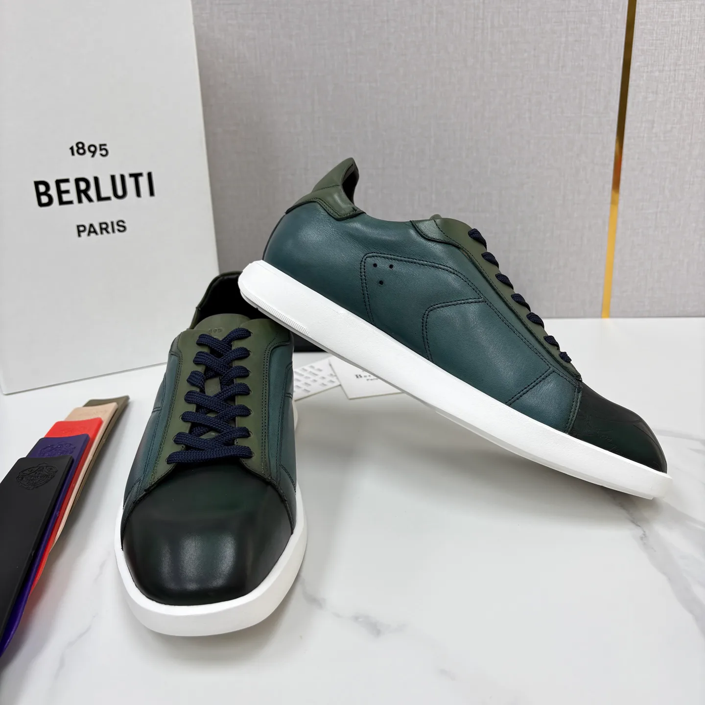 Кроссовки Мужские Berluti 17579107