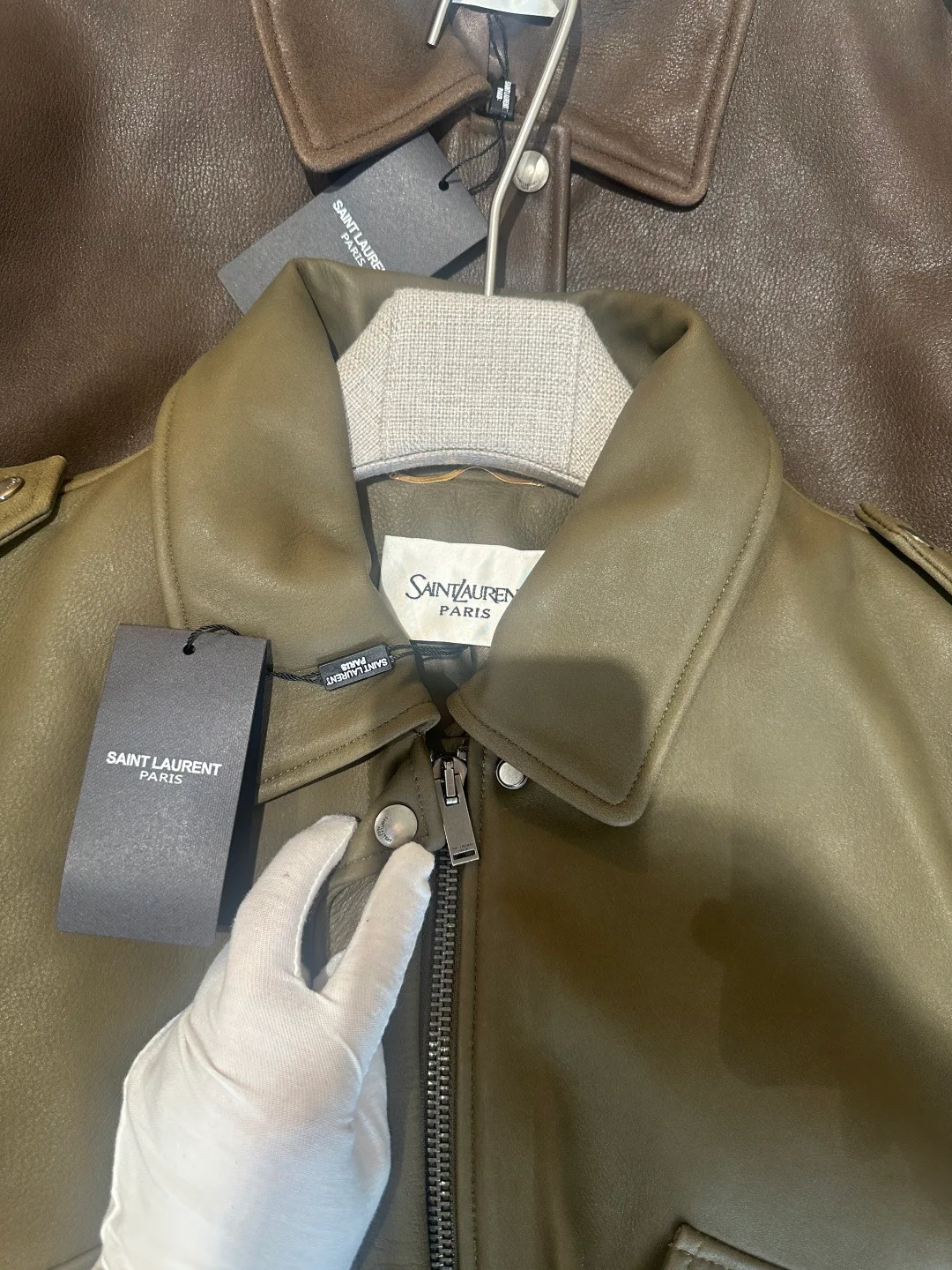 Кожаные Куртки И Дублёнки Женские Saint Laurent 17766373