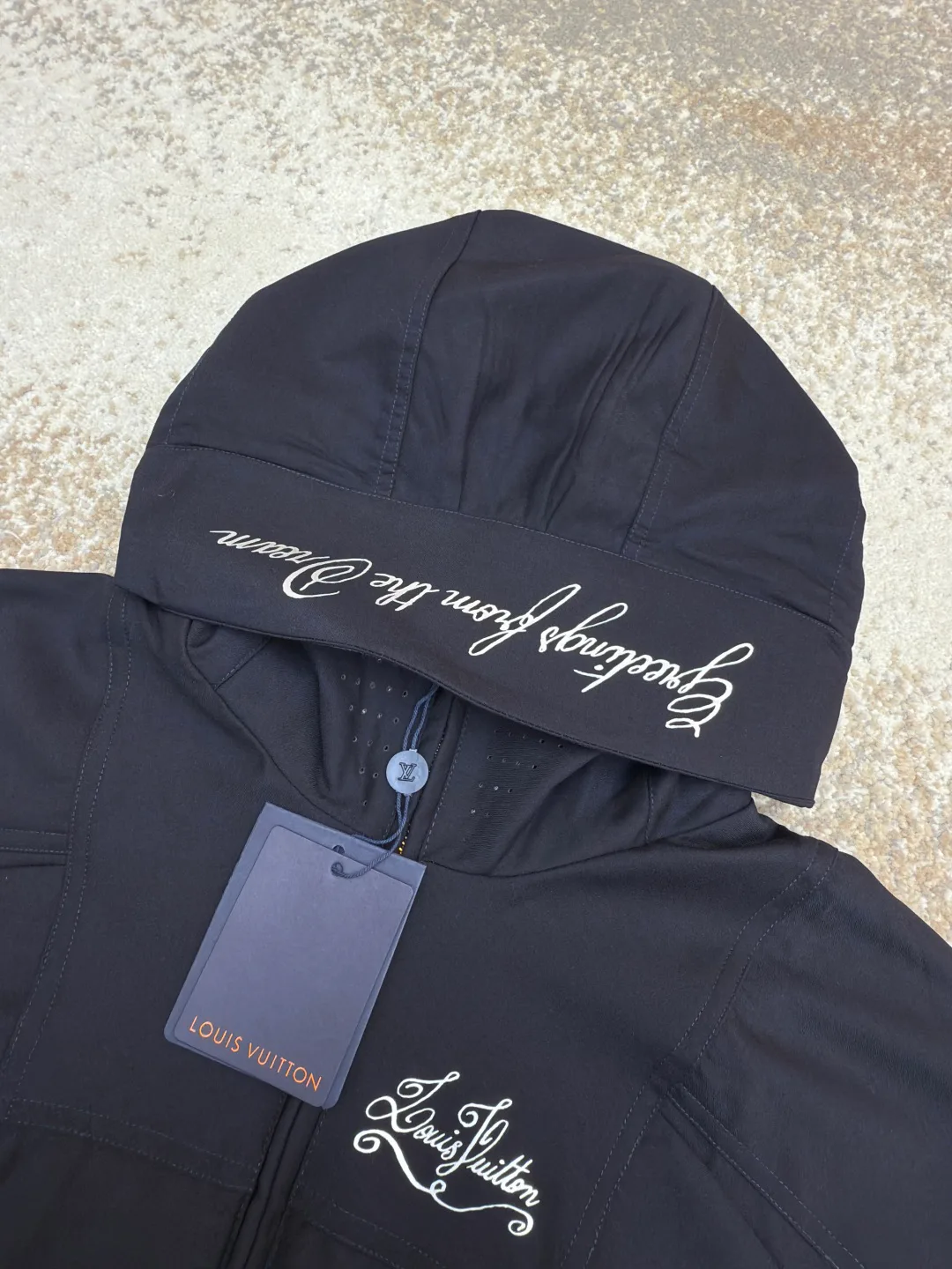 Куртки И Пуховики Женские Louis Vuitton 118657