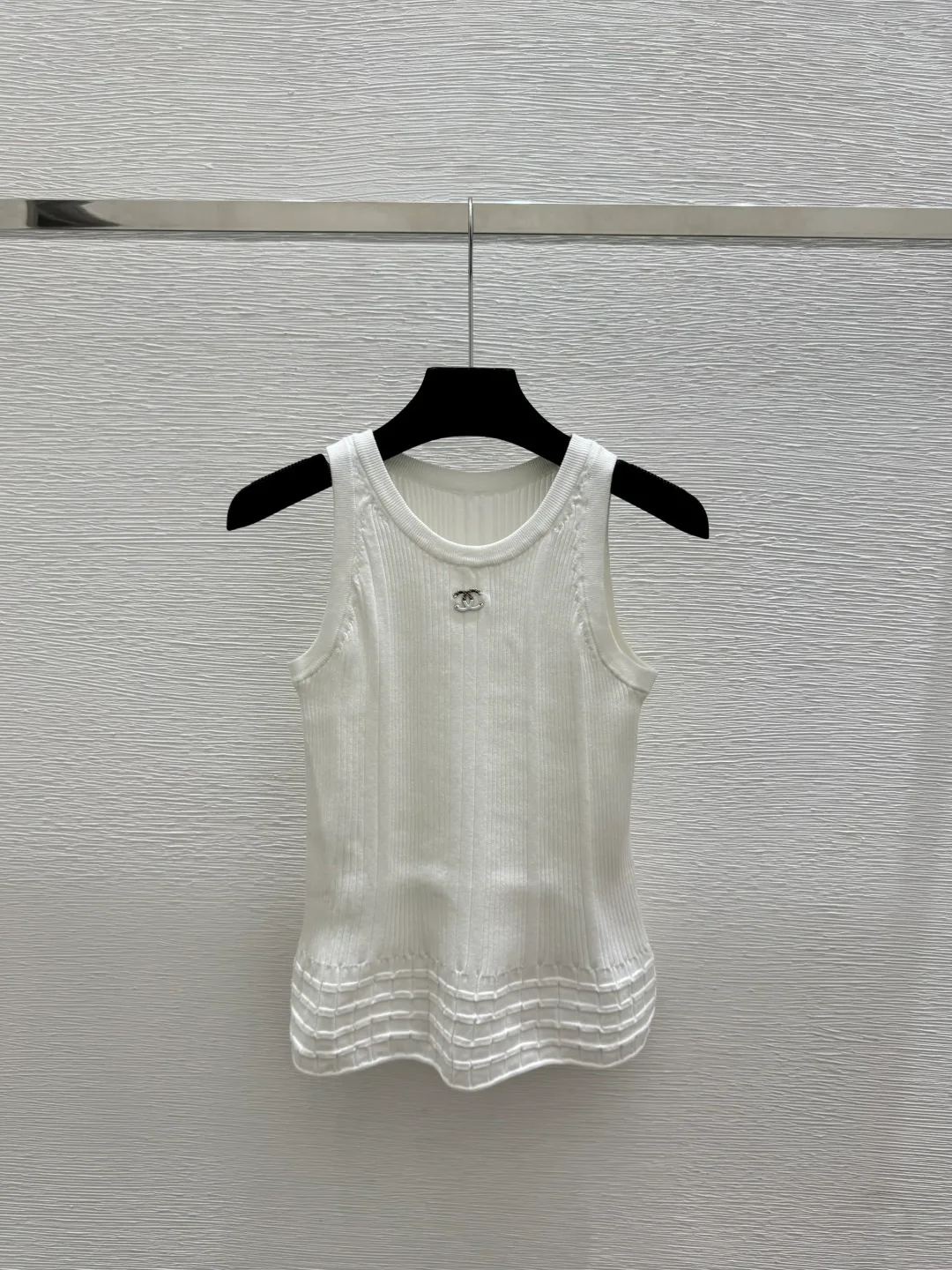 Жилеты Женские Chanel 11864763