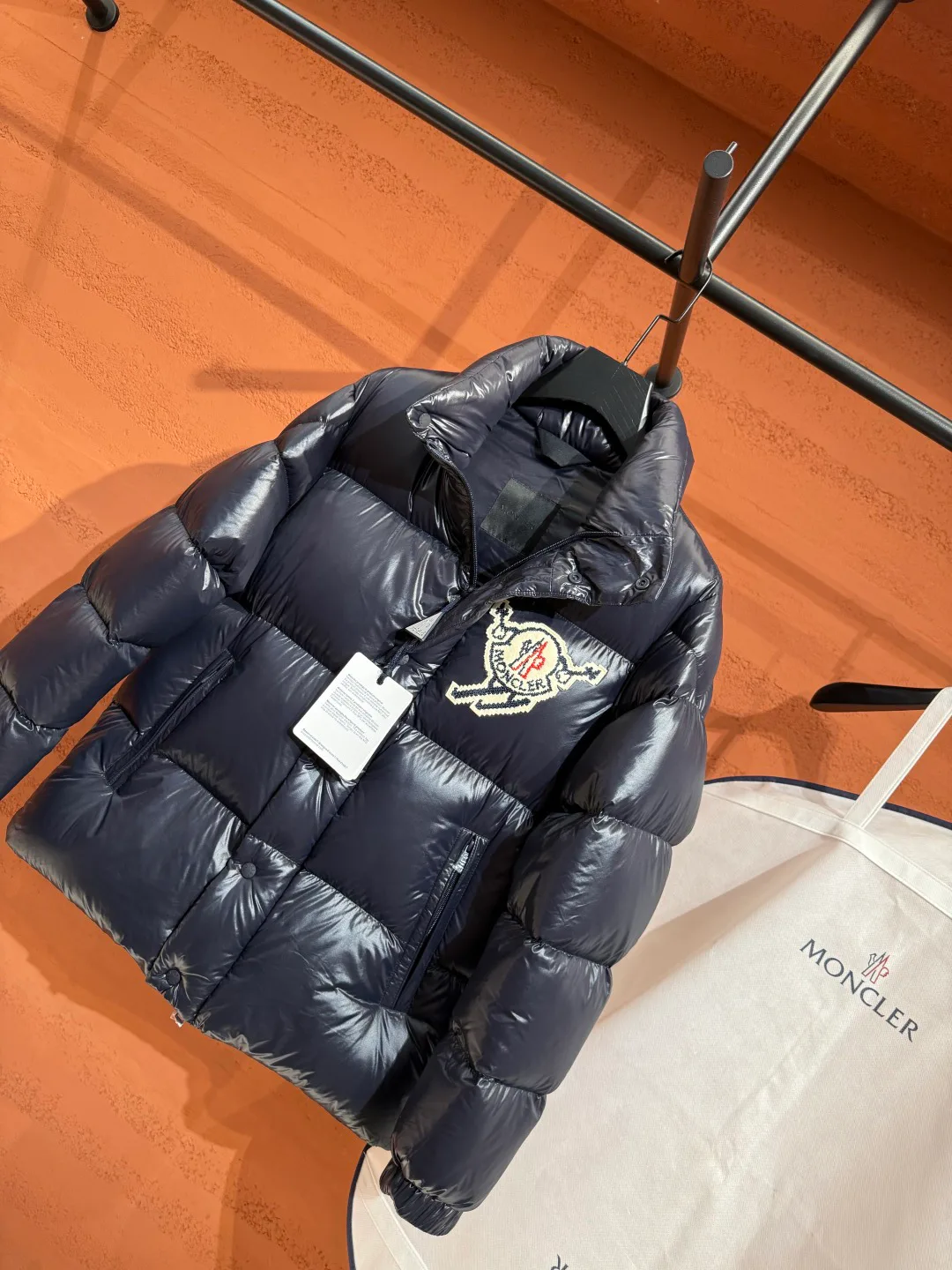 Куртки И Пуховики Мужские Moncler 18237493