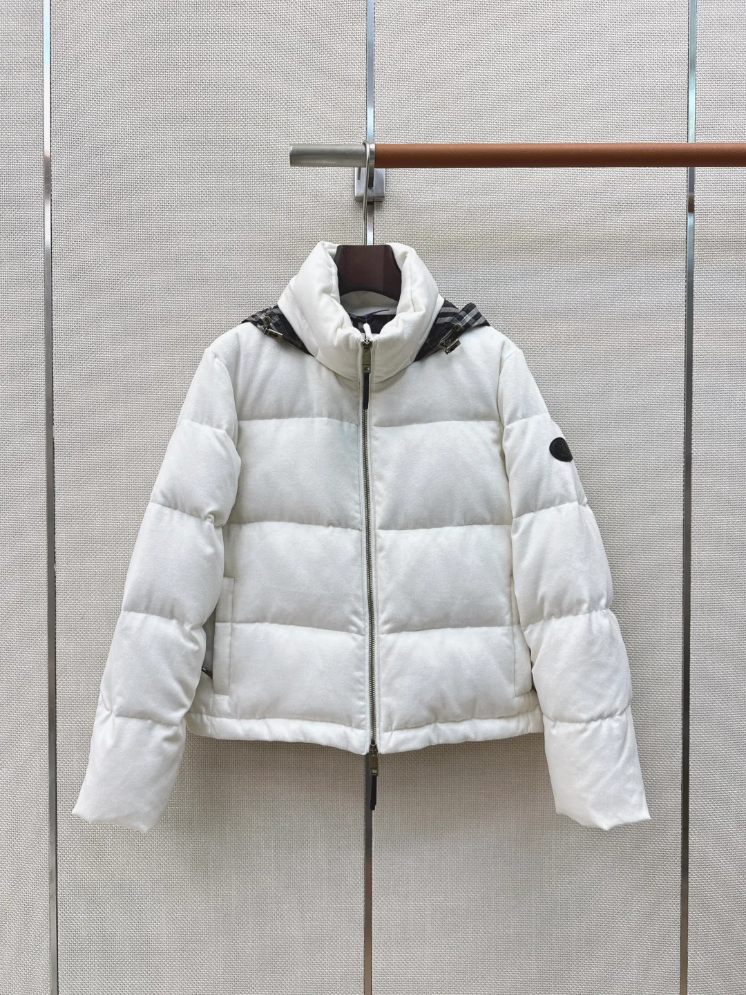 Куртки И Пуховики Женские Burberry 18023678