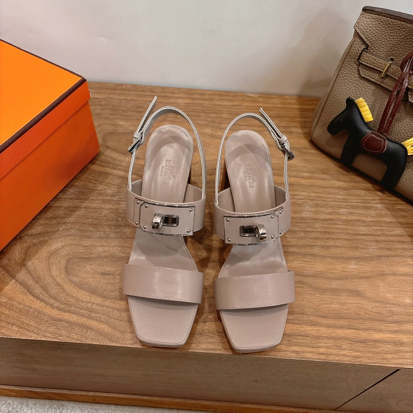 Босоножки Женские Hermes 2959456