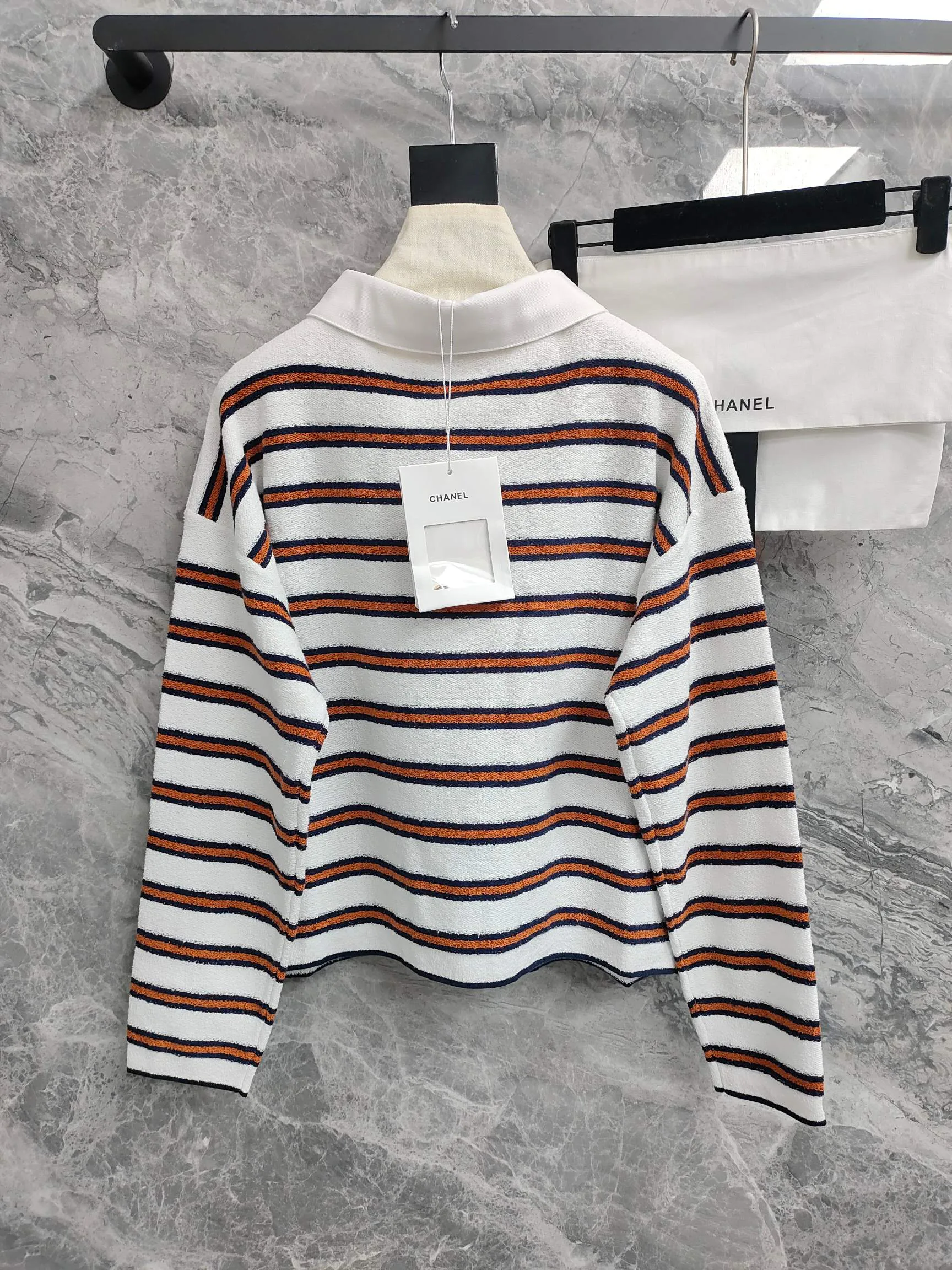Джемперы И Свитеры Женские Chanel 9398576
