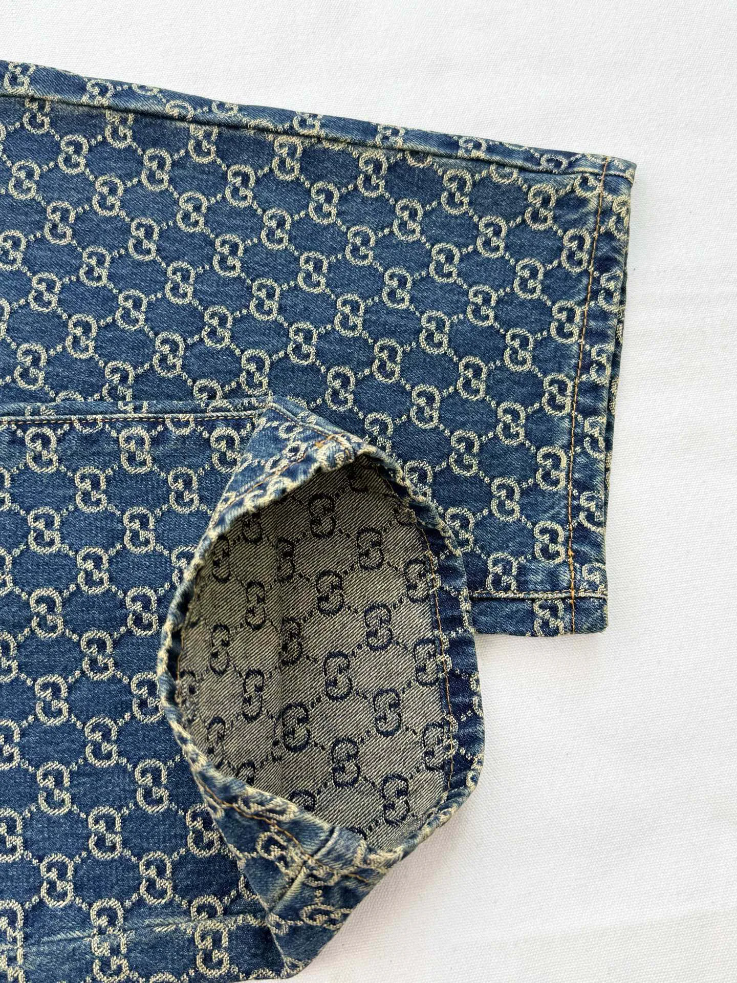 Джинсы Мужские Gucci 18369050