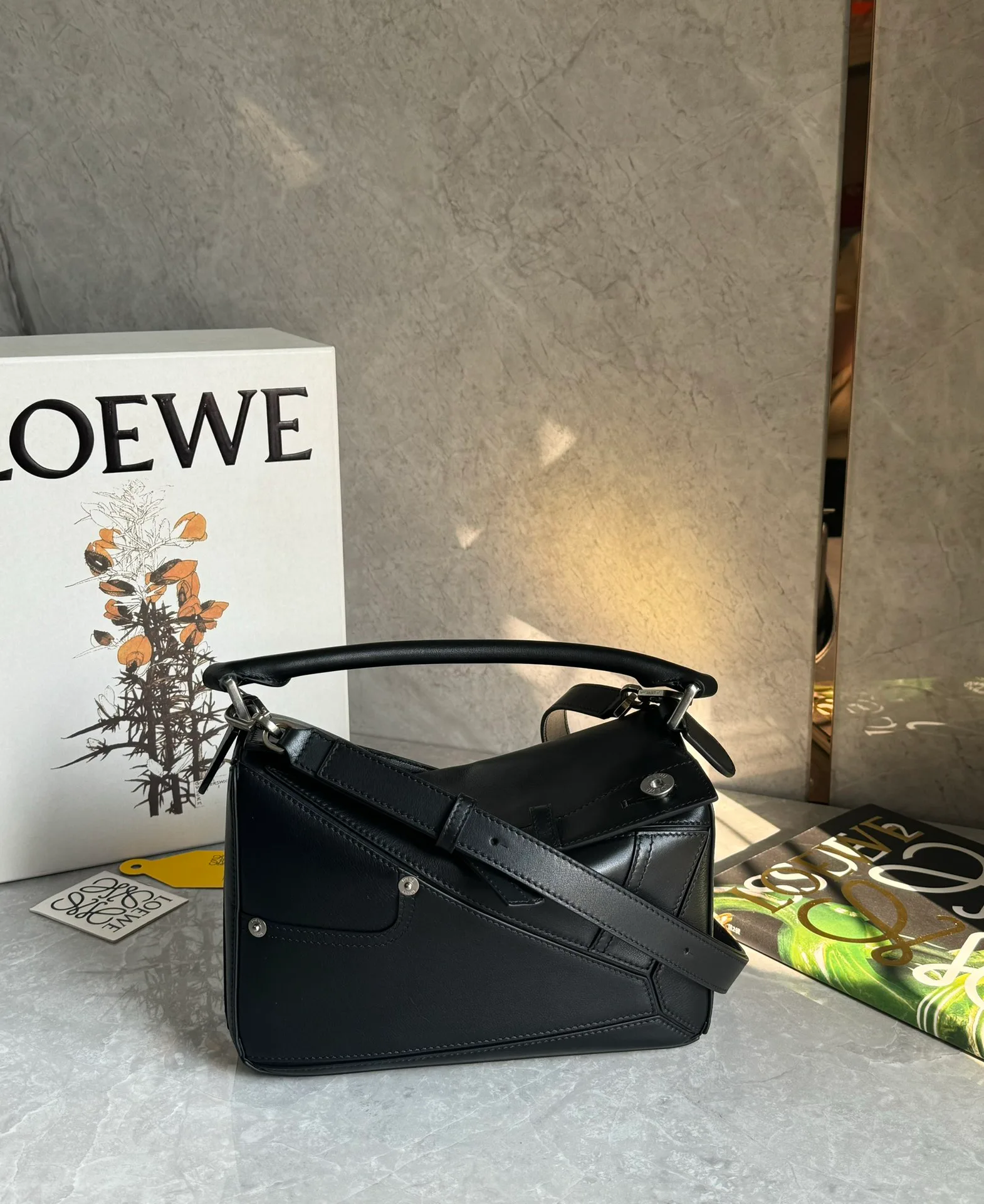 Сумки На Ремне Женские Loewe 11402846