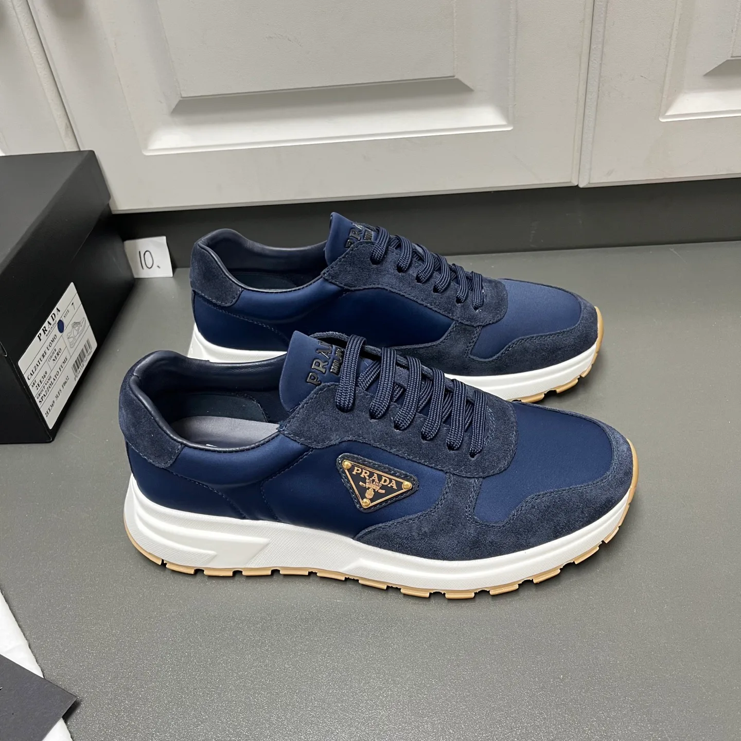 Кроссовки Мужские Prada 2575518