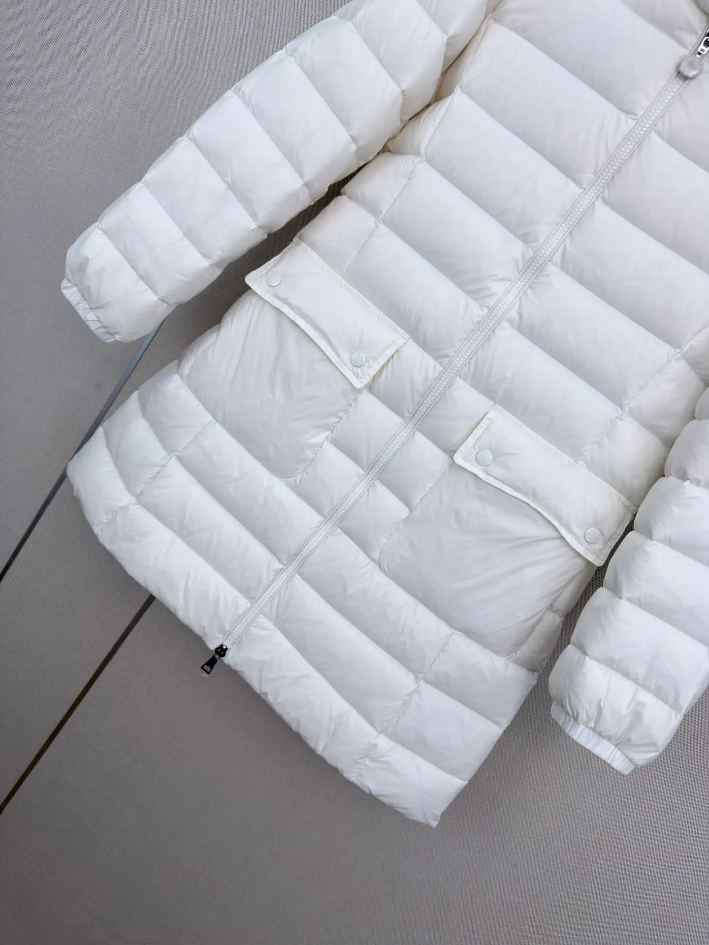 Куртки И Пуховики Женские Moncler 18609598