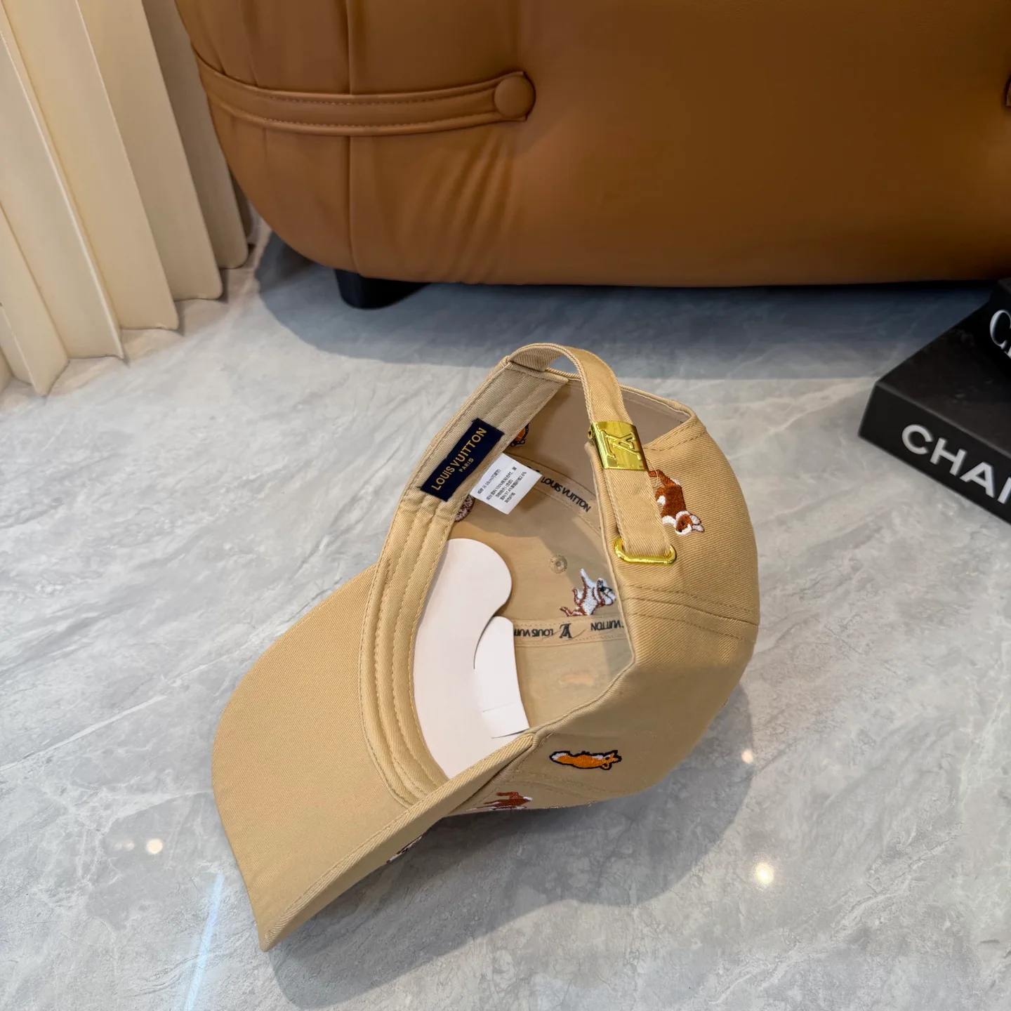 Головные Уборы Louis Vuitton 12764993