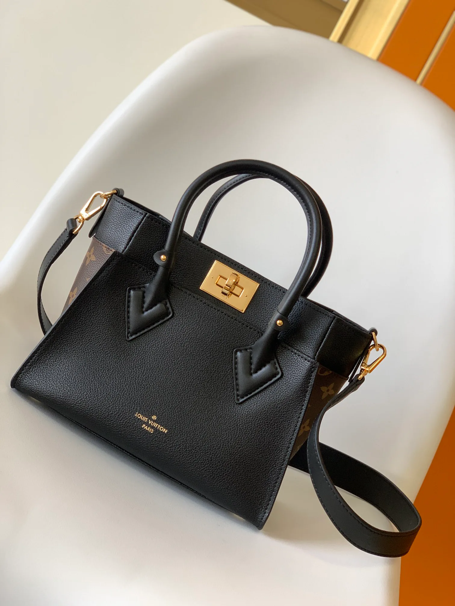 Классические Сумки Женские Louis Vuitton 11185385