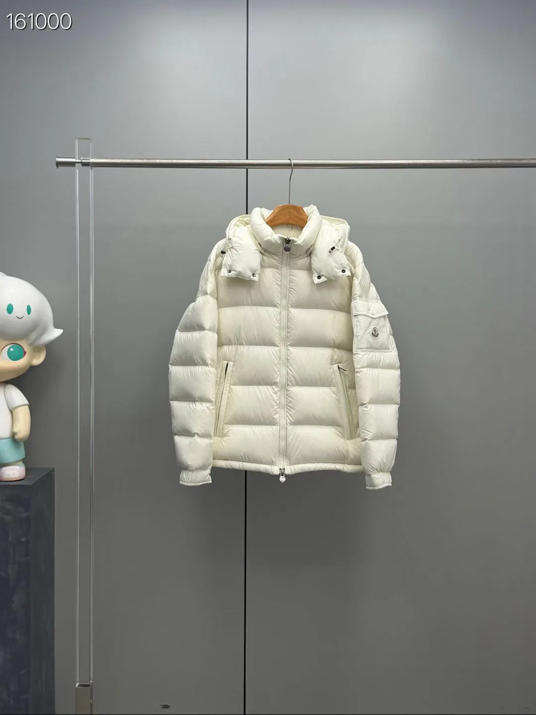 Куртки И Пуховики Женские Moncler 18761905