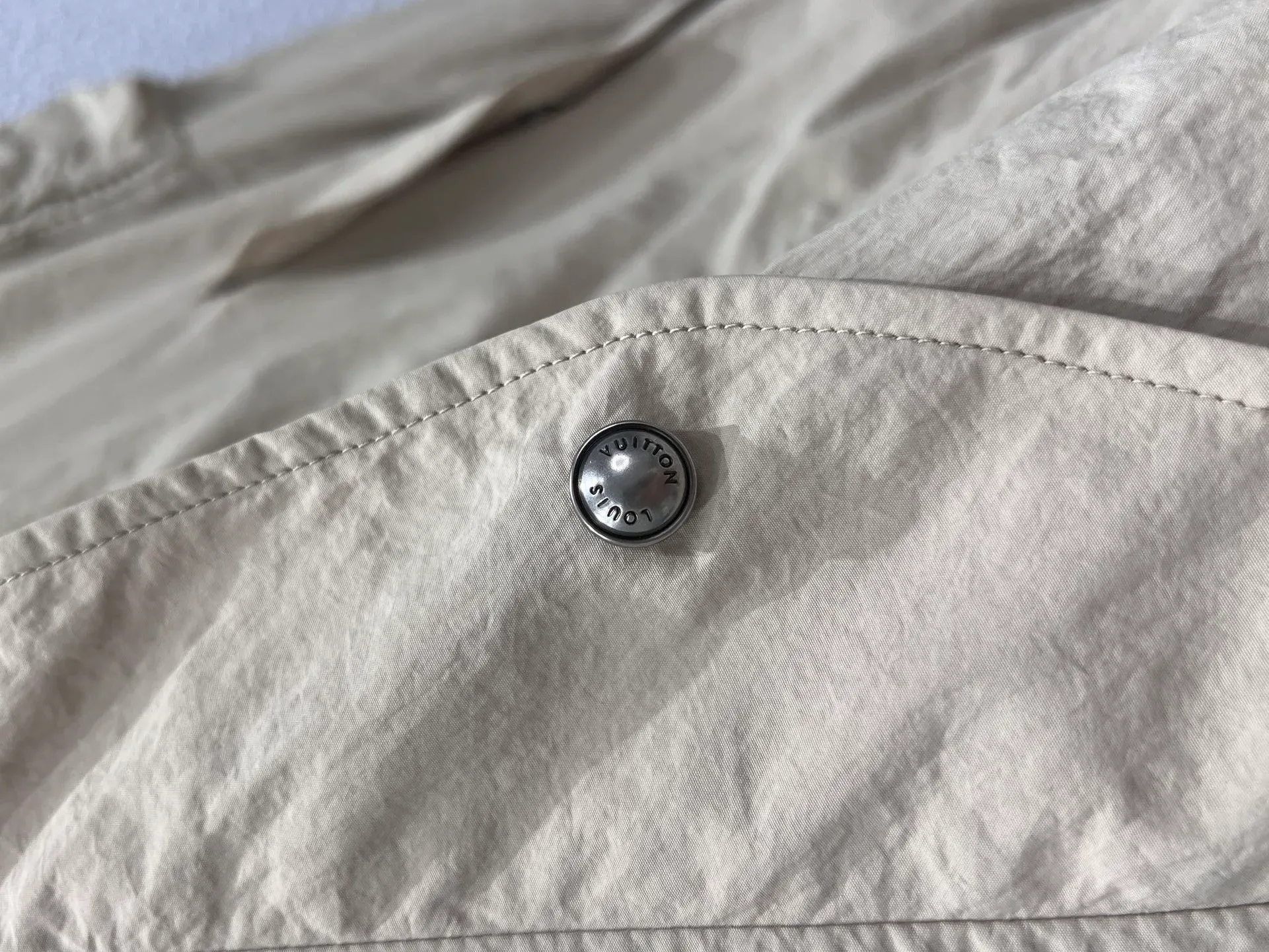 Куртки И Пуховики Женские Louis Vuitton 5066561