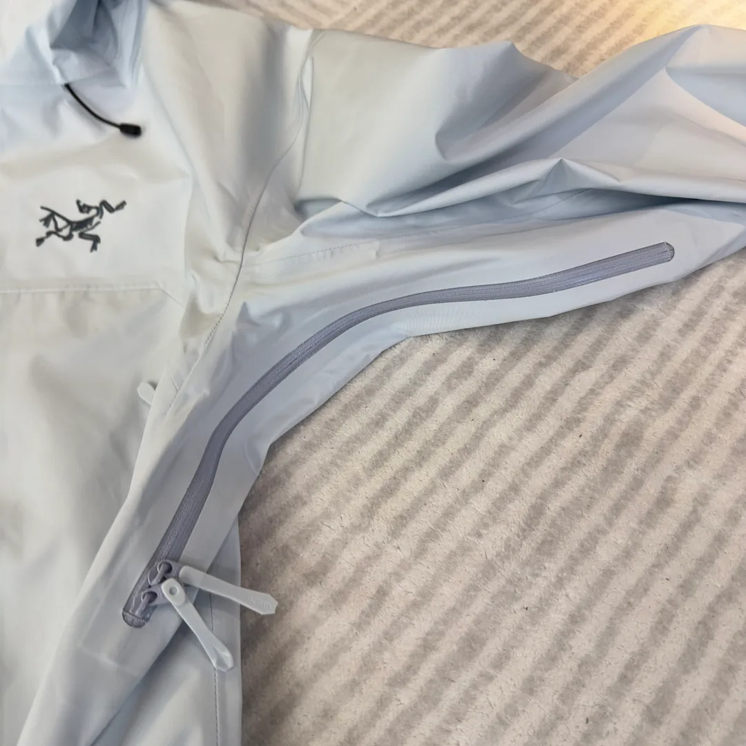 Куртки И Пуховики Женские Arcteryx 19260872