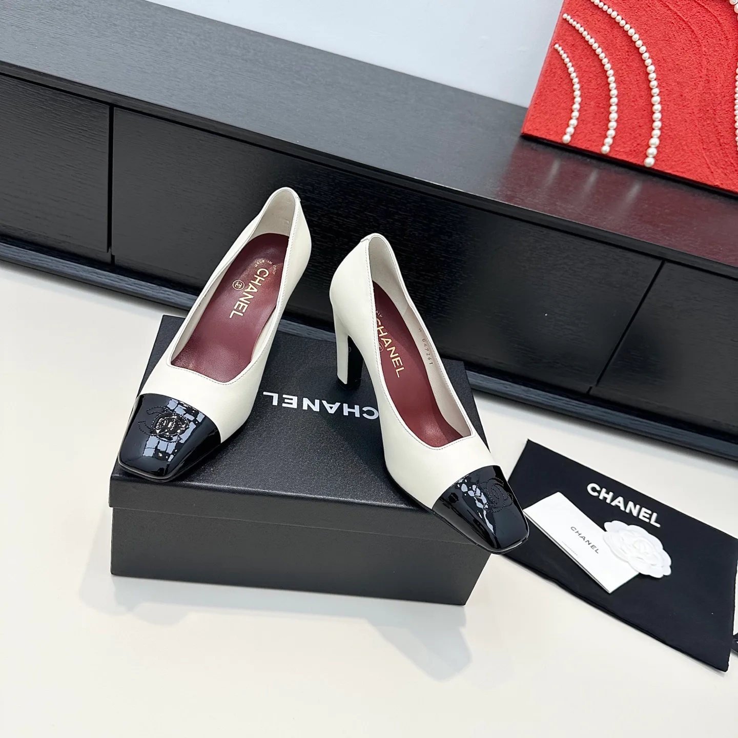 Туфли Женские Chanel 18676623
