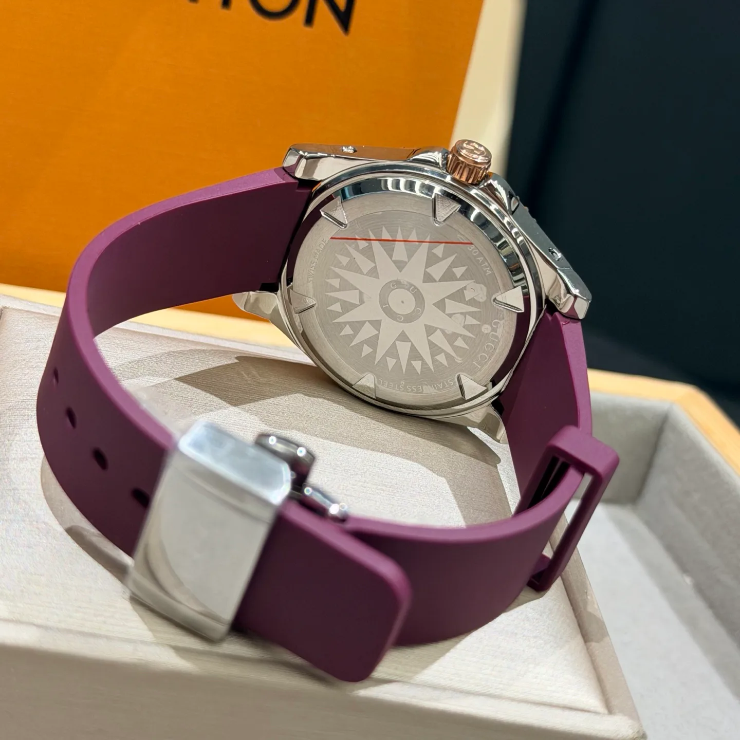 Часы Женские Gucci 17949016