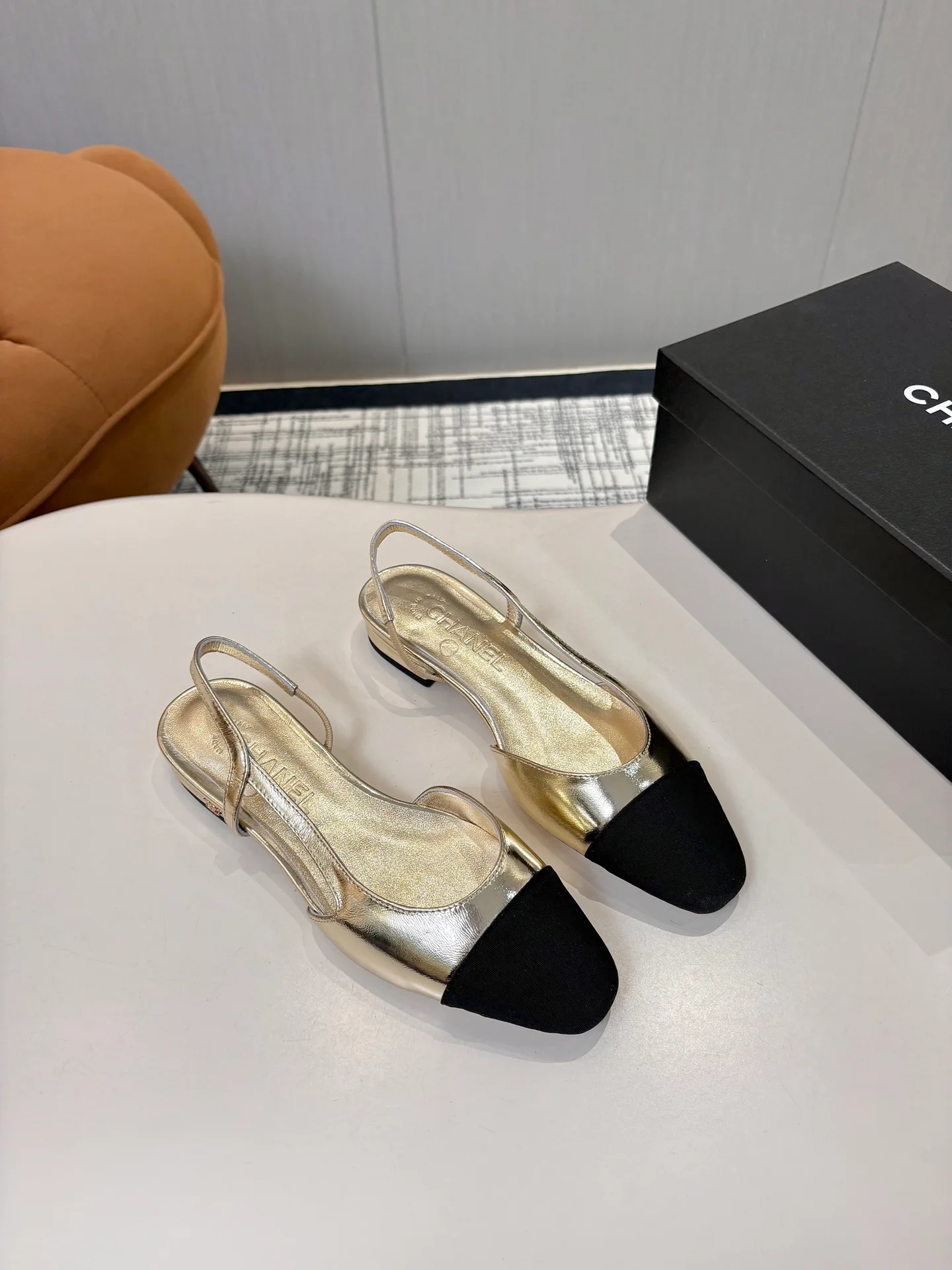 Босоножки Женские Chanel 11434319