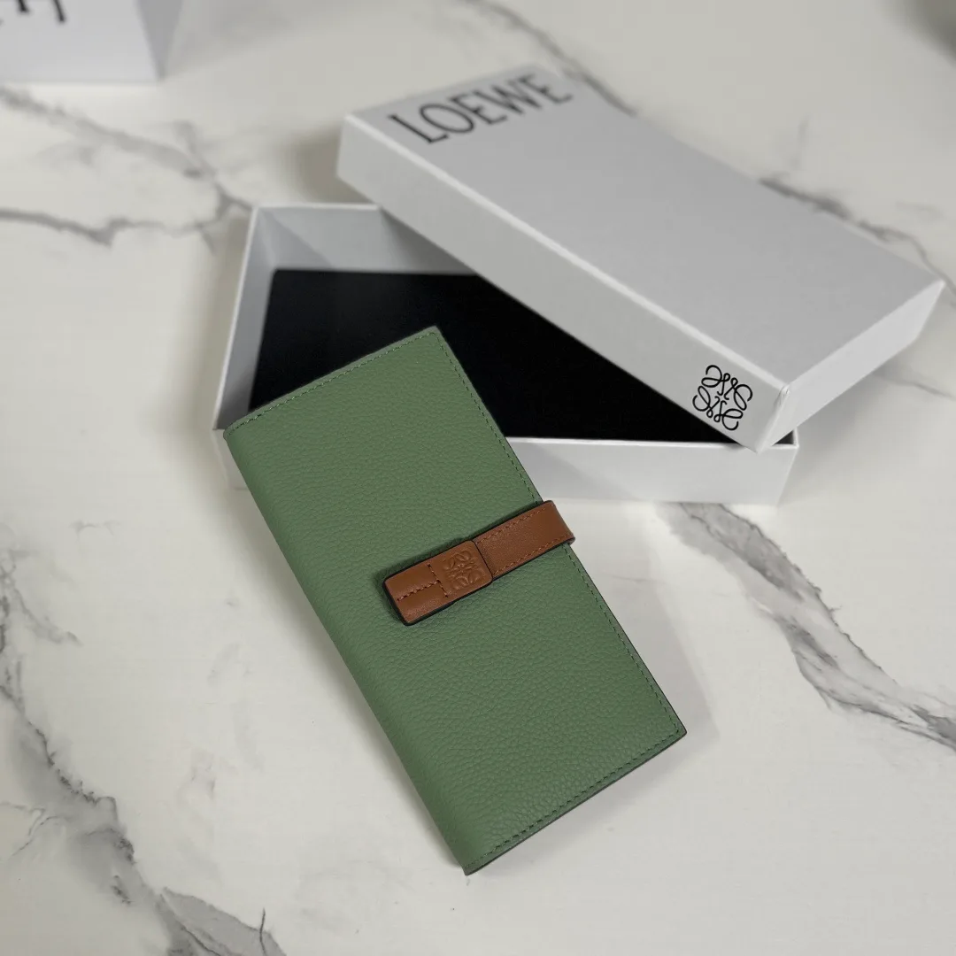 Клатчи Женские Loewe 17331707